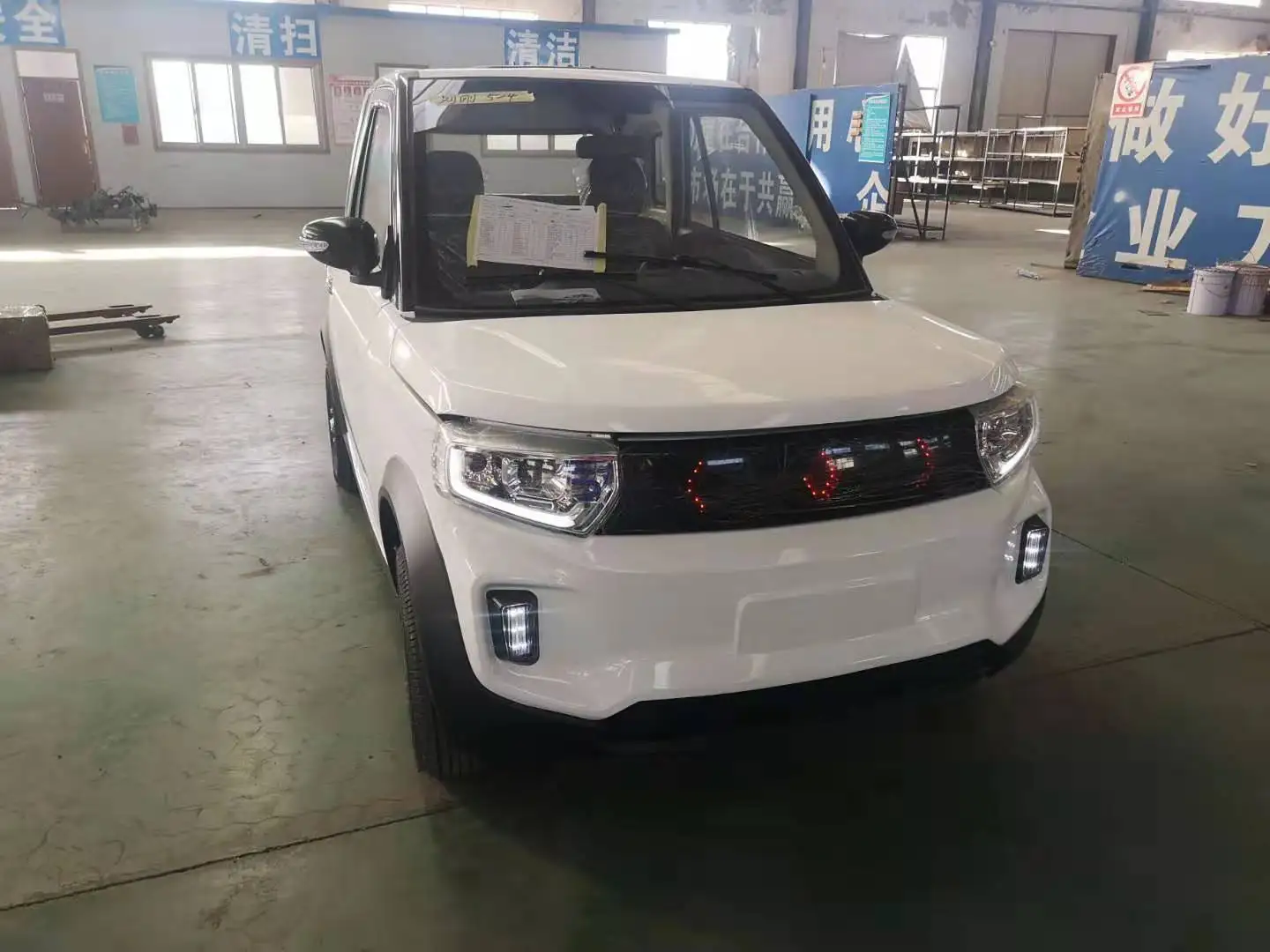  Производители поставляют Новые китайские автомобили дешевый Электрический внедорожник автомобиль для взрослых на
