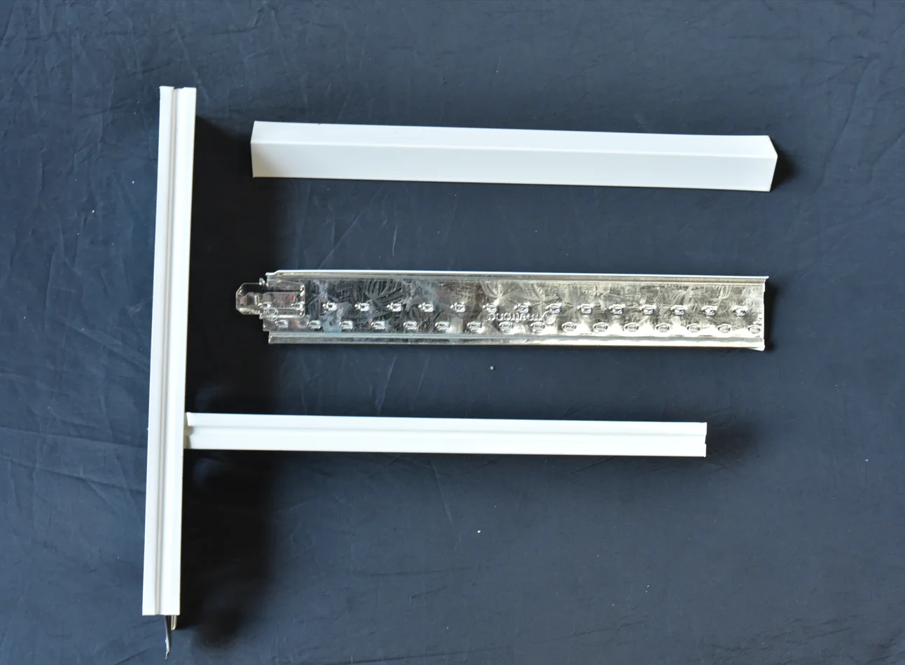 Suspended ceiling special for T-shaped steel material baking paint keel suspended ceiling