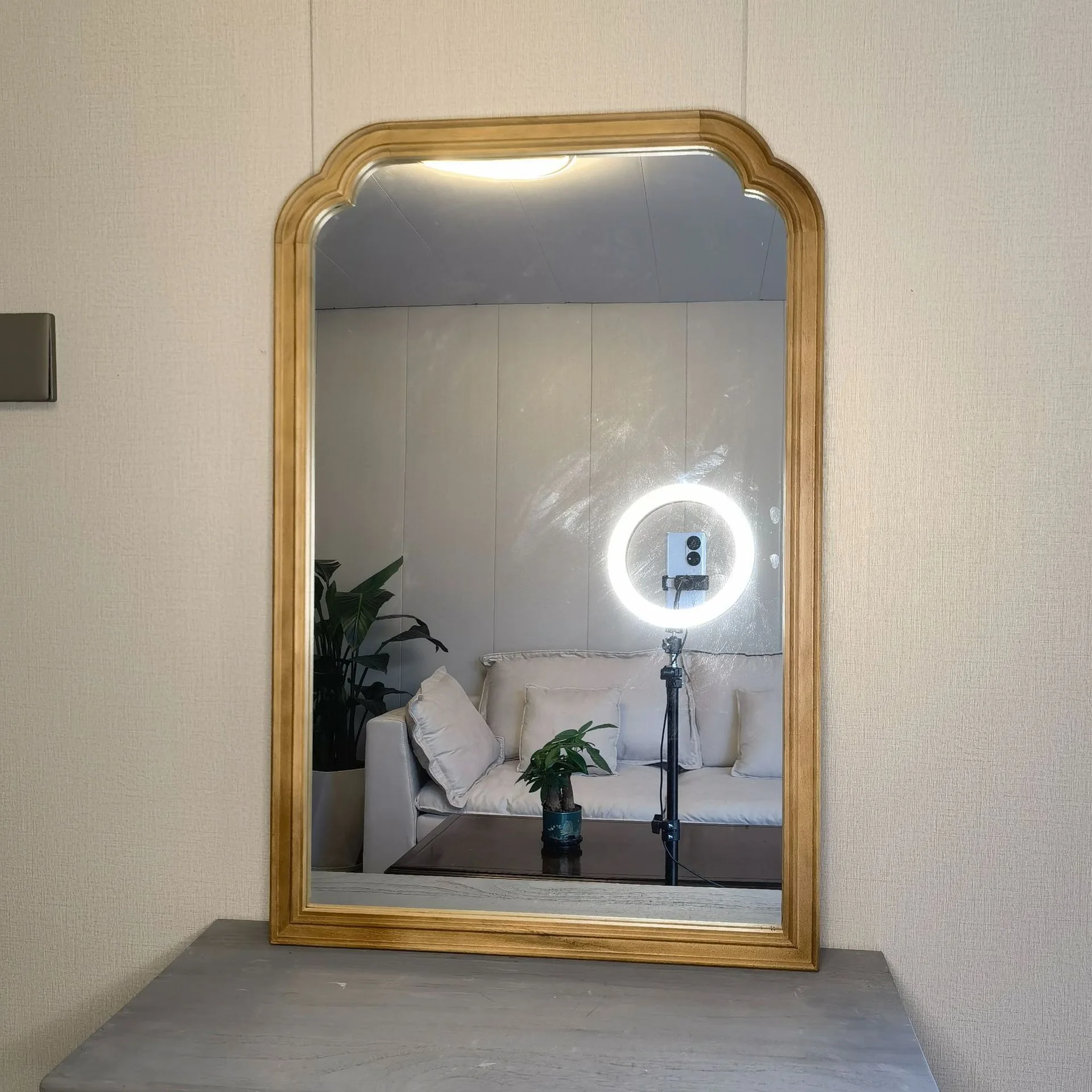 Modern Country Decoration Wood Frame Round Corner Arched Wall Mirror Living Room Wood Frame Design Wall Vanity Mirror Decoration
