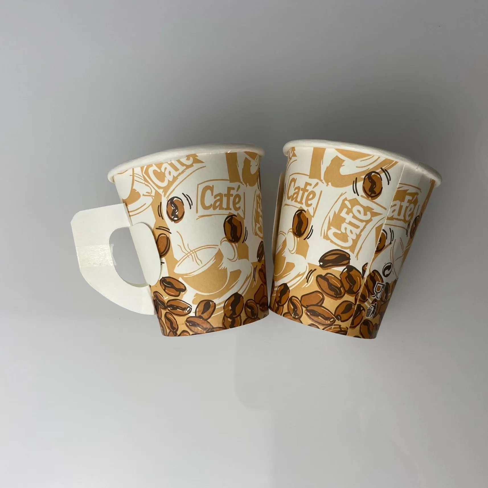 Disposable custom coffee paper cups with butterfly handles