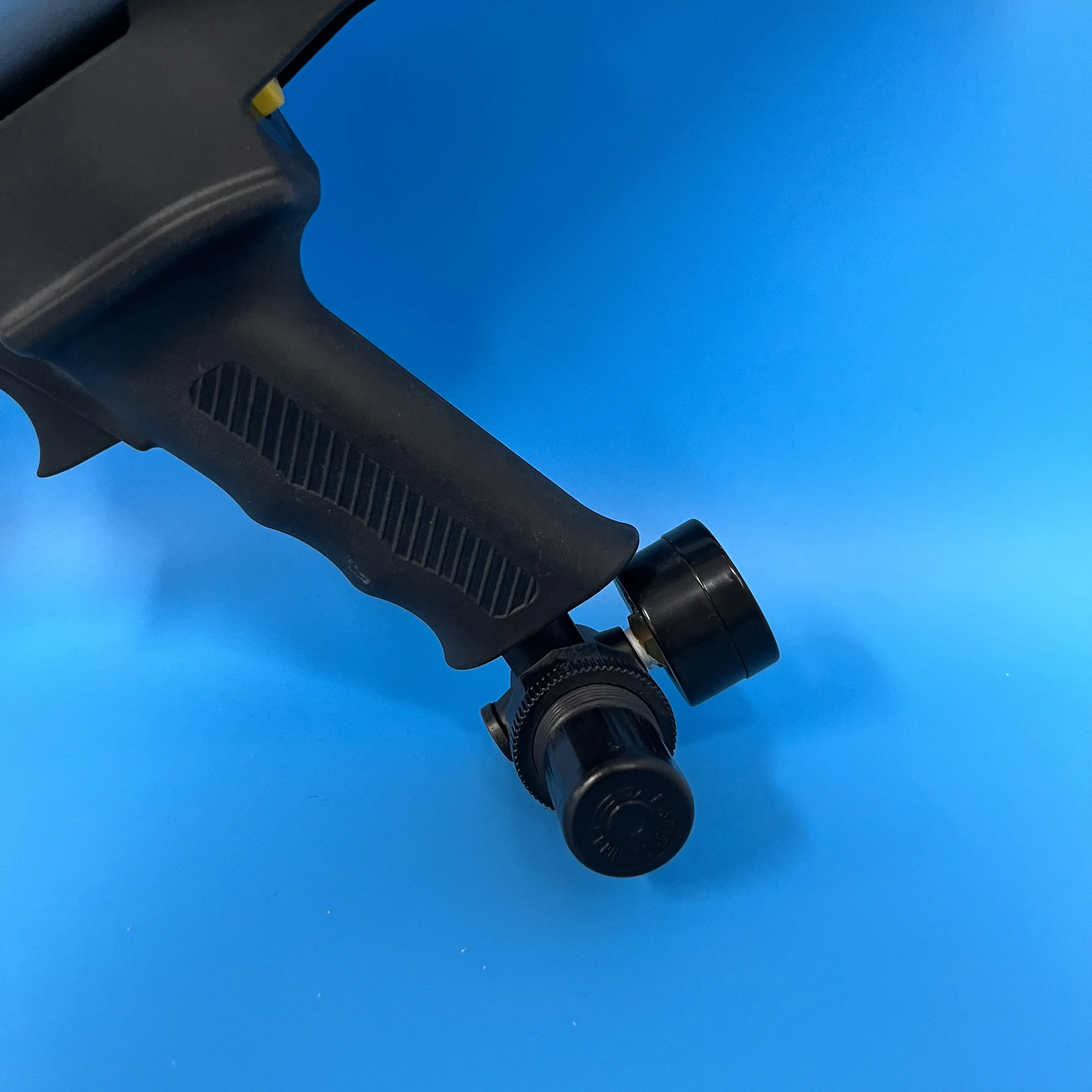 1200 1:1 Two-Part Pneumatic Spray Caulking Gun Adhesive Silicone Gun for Construction