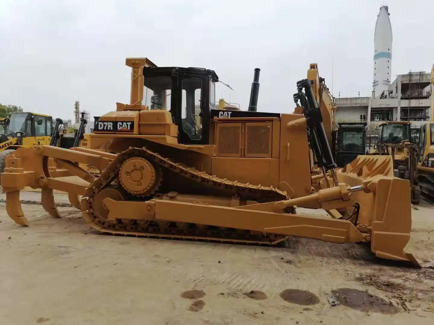 Б/у гусеничный бульдозер CAT D7R/оригинальный б/у бульдозер CAT D7R/гусеничный бульдозер D7G D7H для продажи