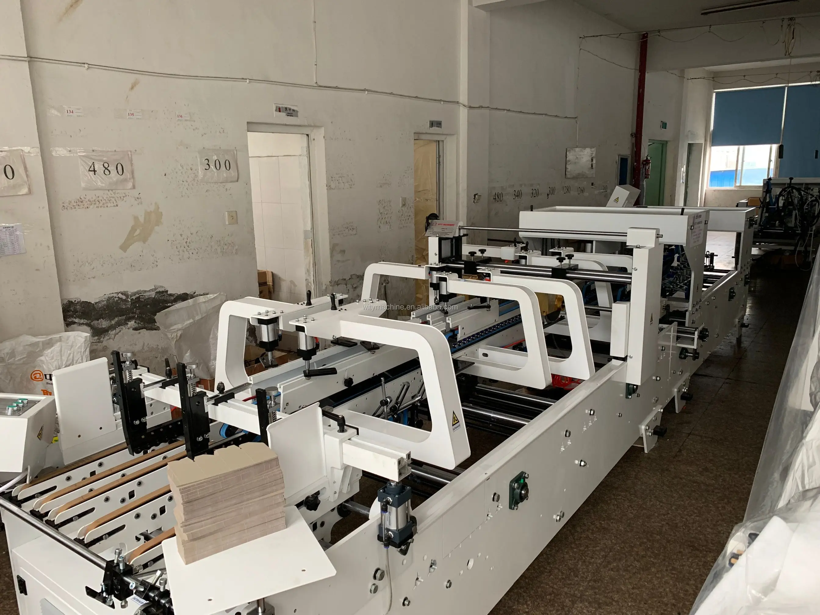 Automatic Carton Box Folder Gluer Machine With Pre-fold for Pizza Box Hamburger Box