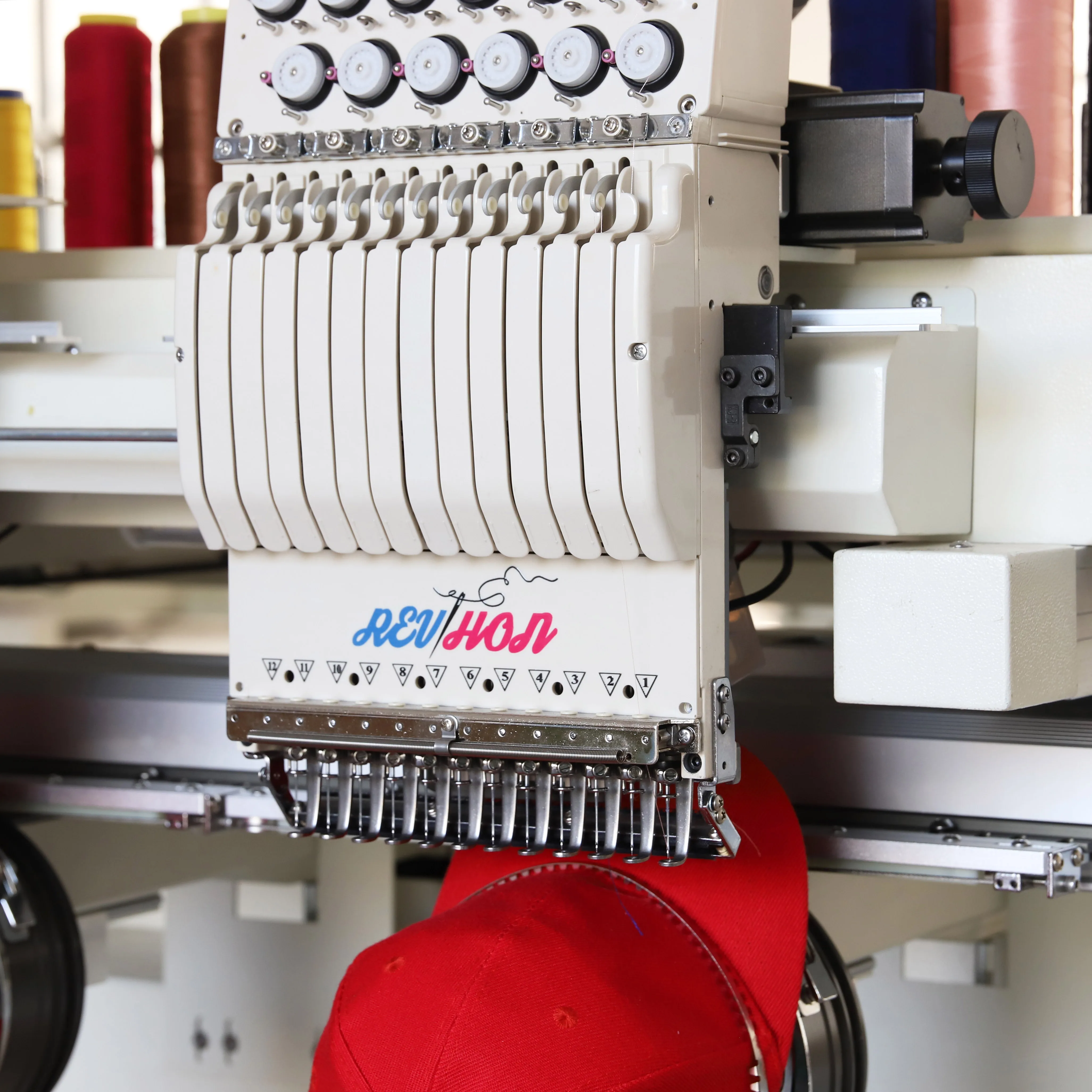 QHM factory 4 head 9/12/15 needles high quality and precision embroidery machine