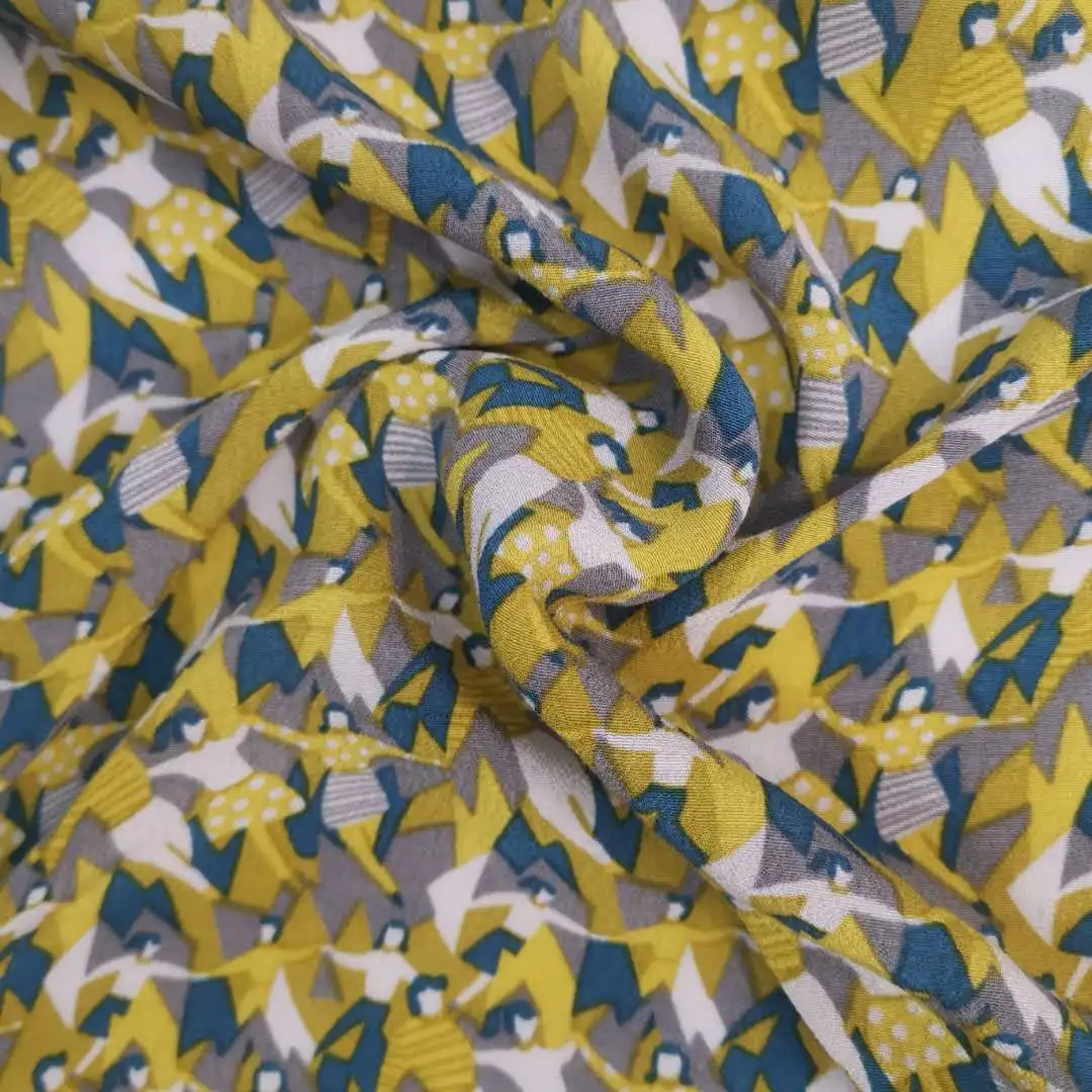 
High quality China manufacture screen printing viscose /rayon soft handfeeling fabric for fashion ladies 