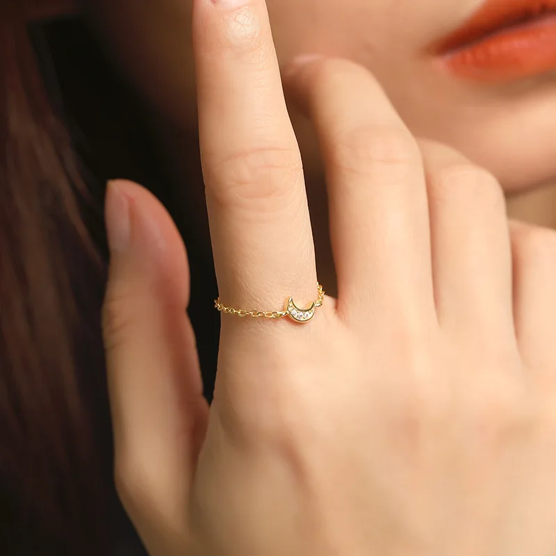 S925 Sterling Silver Micro-Setting Chain Adjustment Bead Ring Featuring Star and Moon Design, Ideal for Fashionable Women