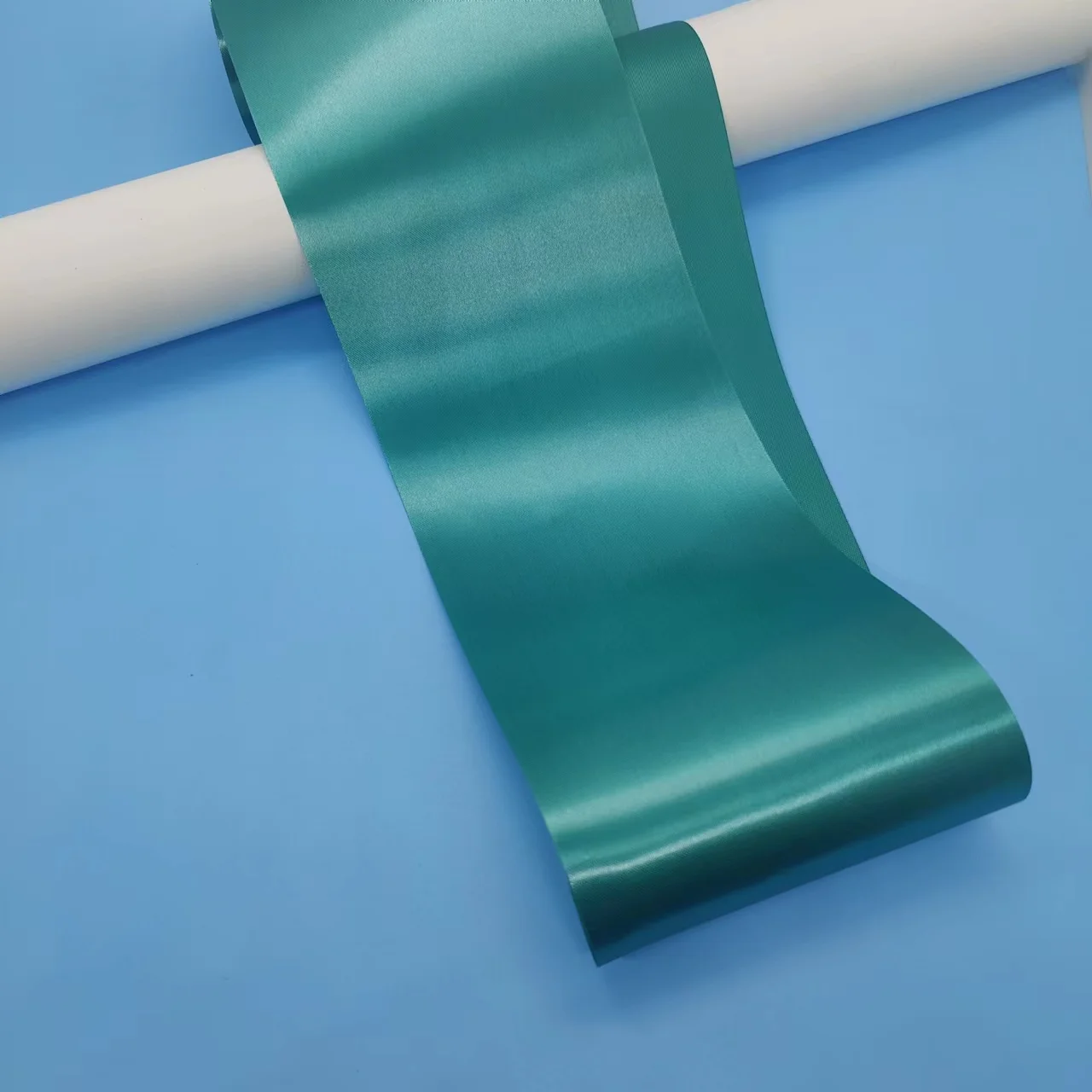 Customized Slit Edge Polyester Satin Tape Double Face 4 Inch 100mm Wide Satin Ribbon Rolls For Graduation Sash