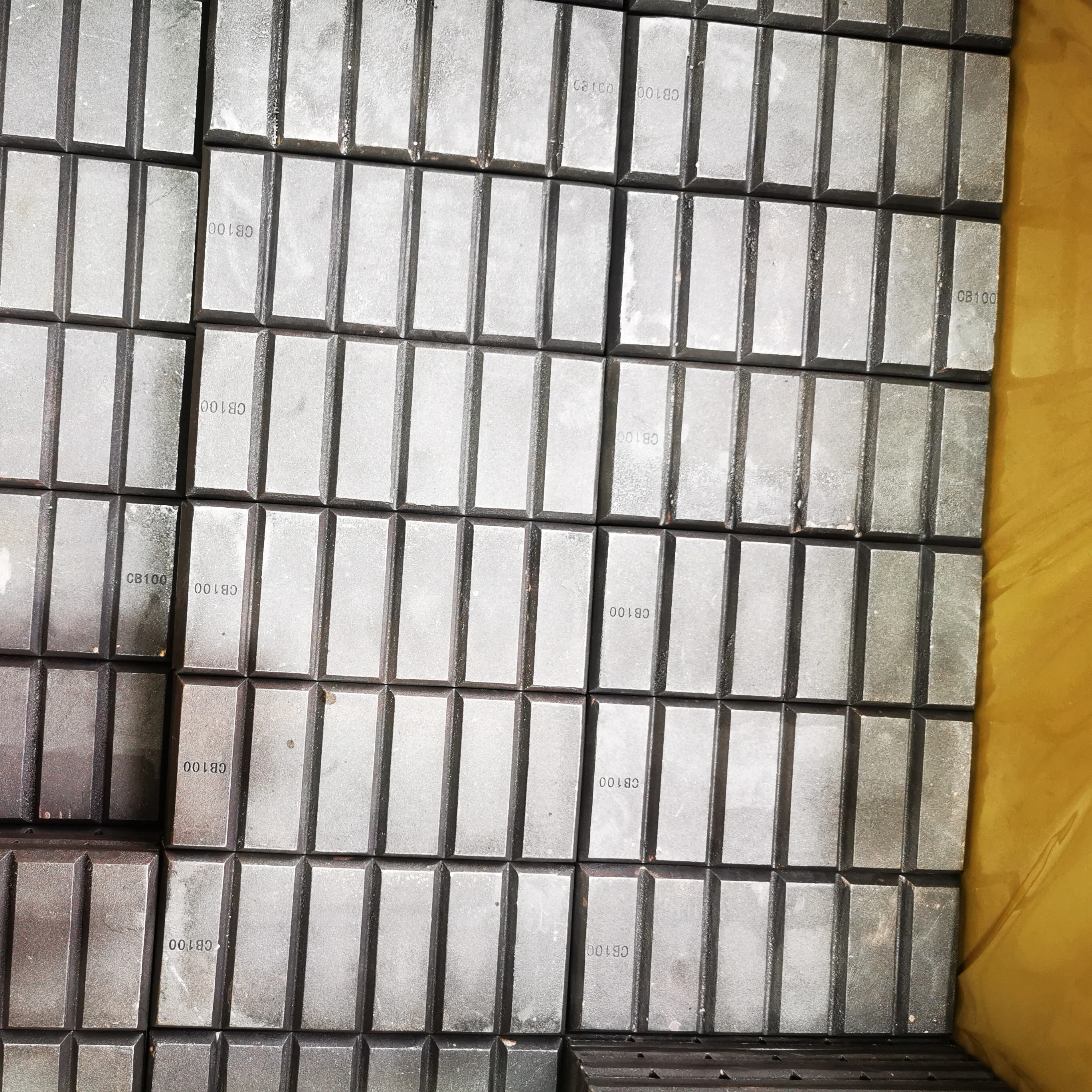 Vacuum brazed white iron chock bars laminated chockblocks CB100