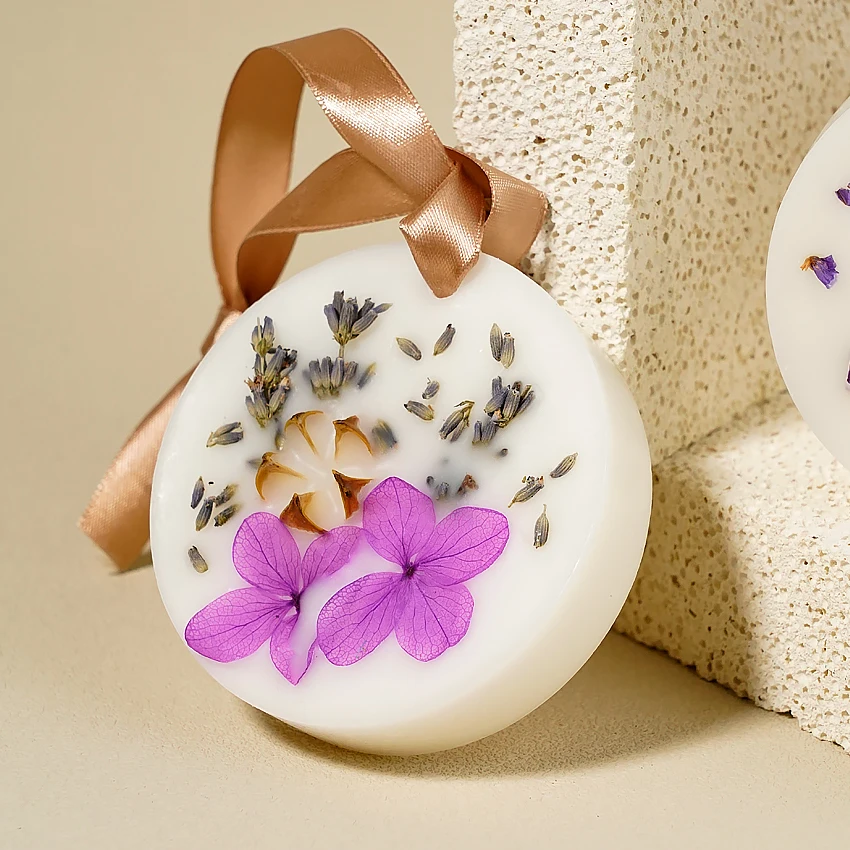 Newest Wholesale Custom Handmade Aroma Dried Flower Leave Petal Bud Home Decor Scented Wax Tablets