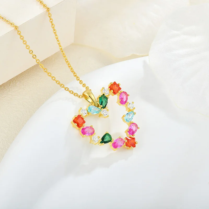 Wholesale Custom Brass Fashion Jewelry 18K Gold Plated Necklace Rainbow Colored Zirconia Heart Shape Pendent Necklace For Women