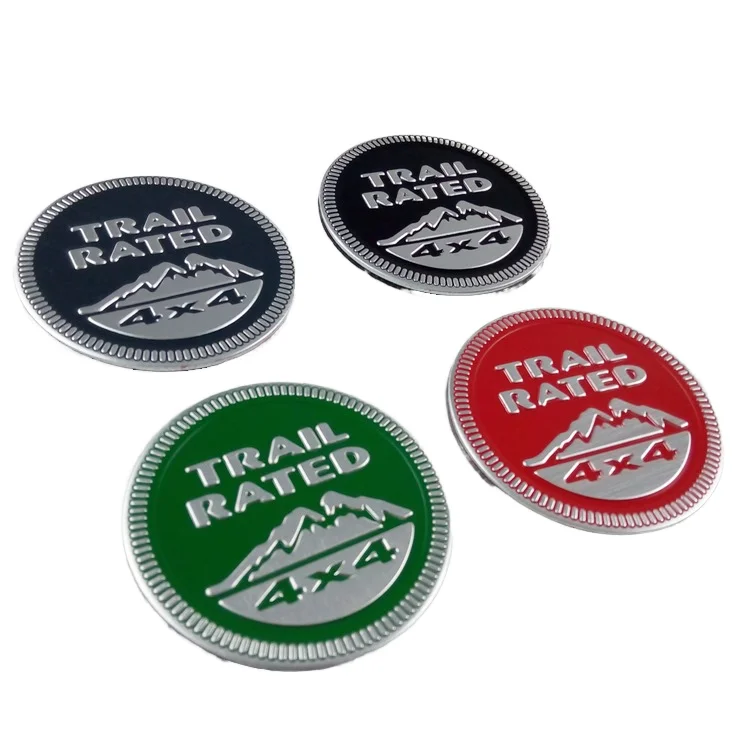 round Anti-Gold Plated Coin-Shaped Car Emblems Fashion Badge Pins in Metal Casting Technique with Die Cutting Printing