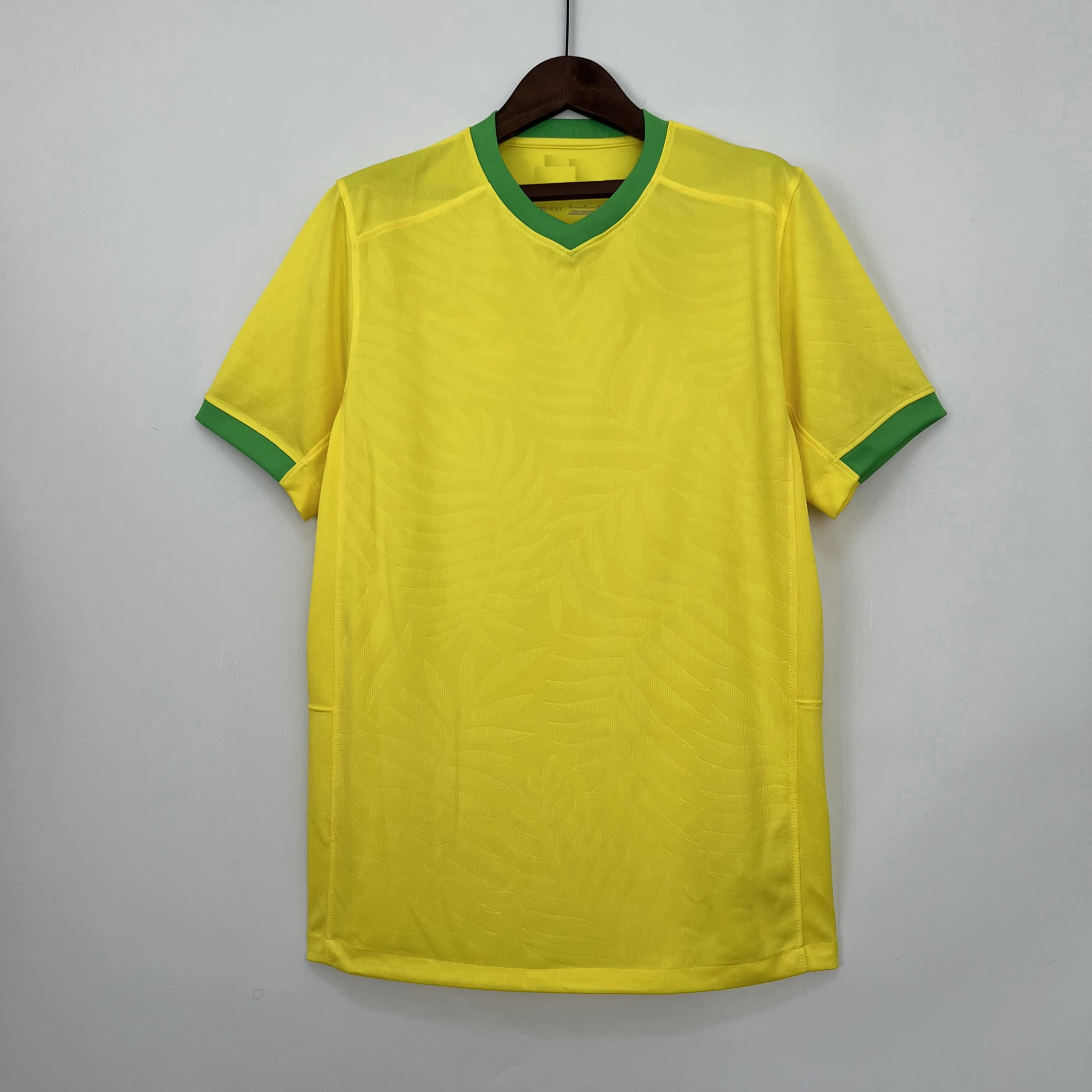 Customization Retro Brazil 2006 Home High quality home football jersey football jersey fan version t-shirt