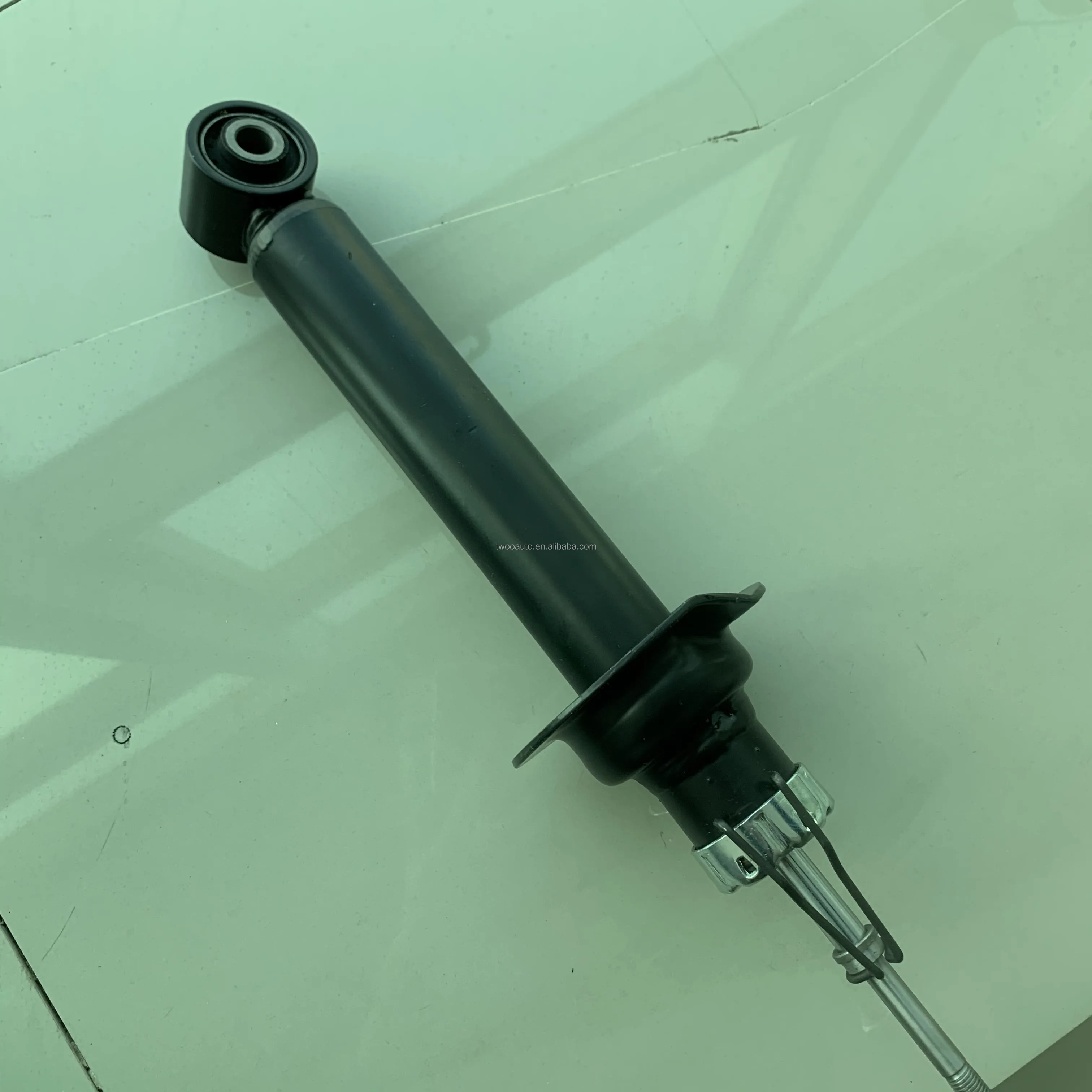 Original New truck shock absorber parts for NISSAN UD 95245-Z0002 truck parts accessories