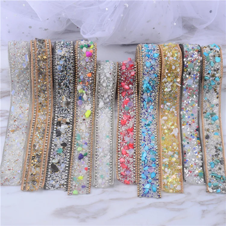 Factory wholesale 2CM wide fancy chain crushed stone beads strip rhinestone belt adhesive tape DIY decor garment shoes sticker