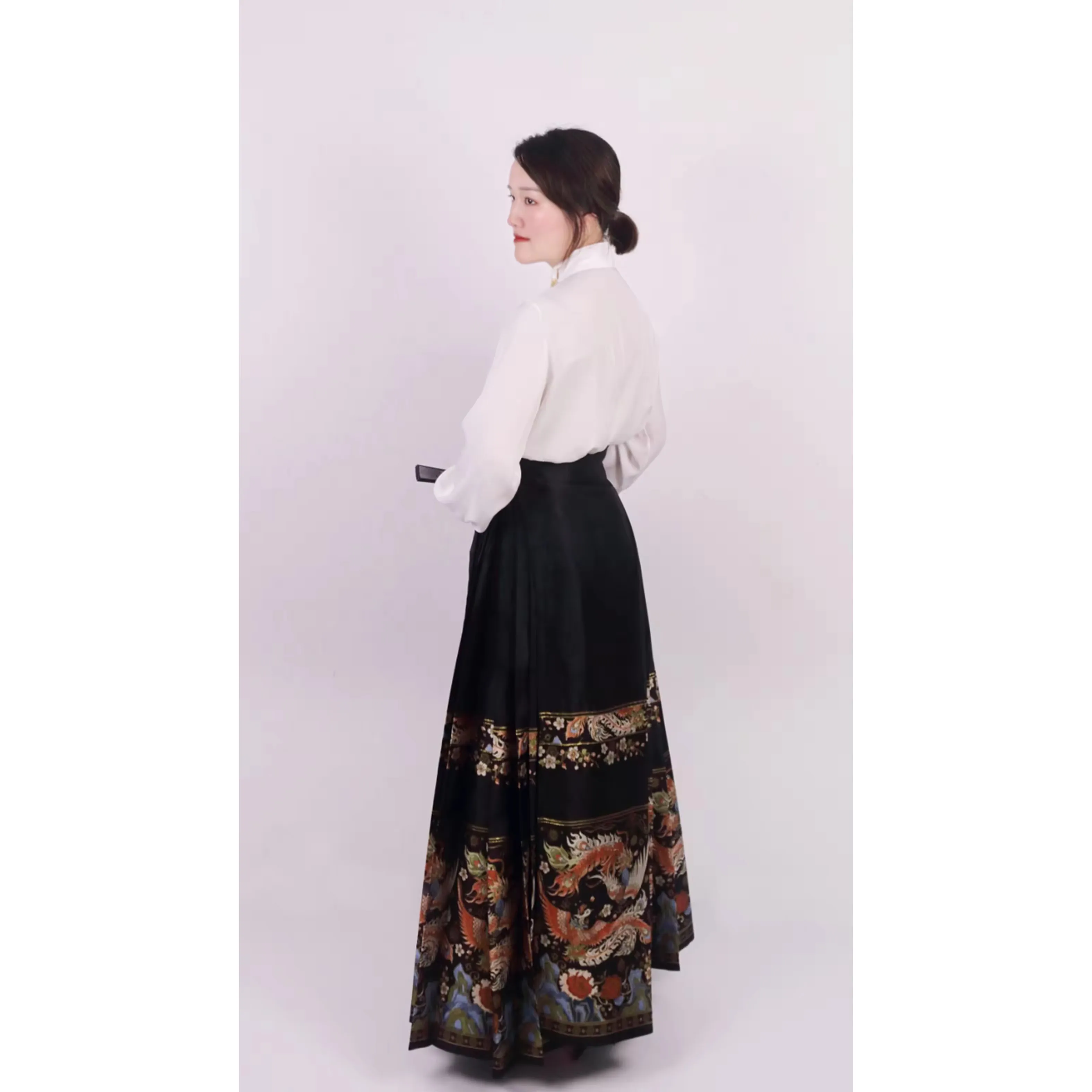 Hanfu Pleated Skirt With Large Sleeves Traditional Chinese Clothing