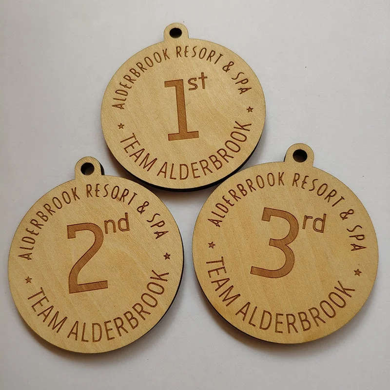 Customized logo wooden sports racing runner award medal