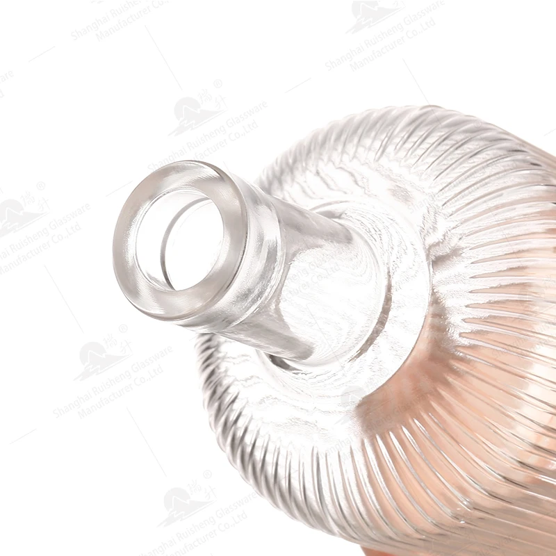 Customized 500ml 750ml Clear Round Stripe Flint Wine Whisky Vodka Tequila Rum Gin Brandy Liquor Spirits Glass Bottles