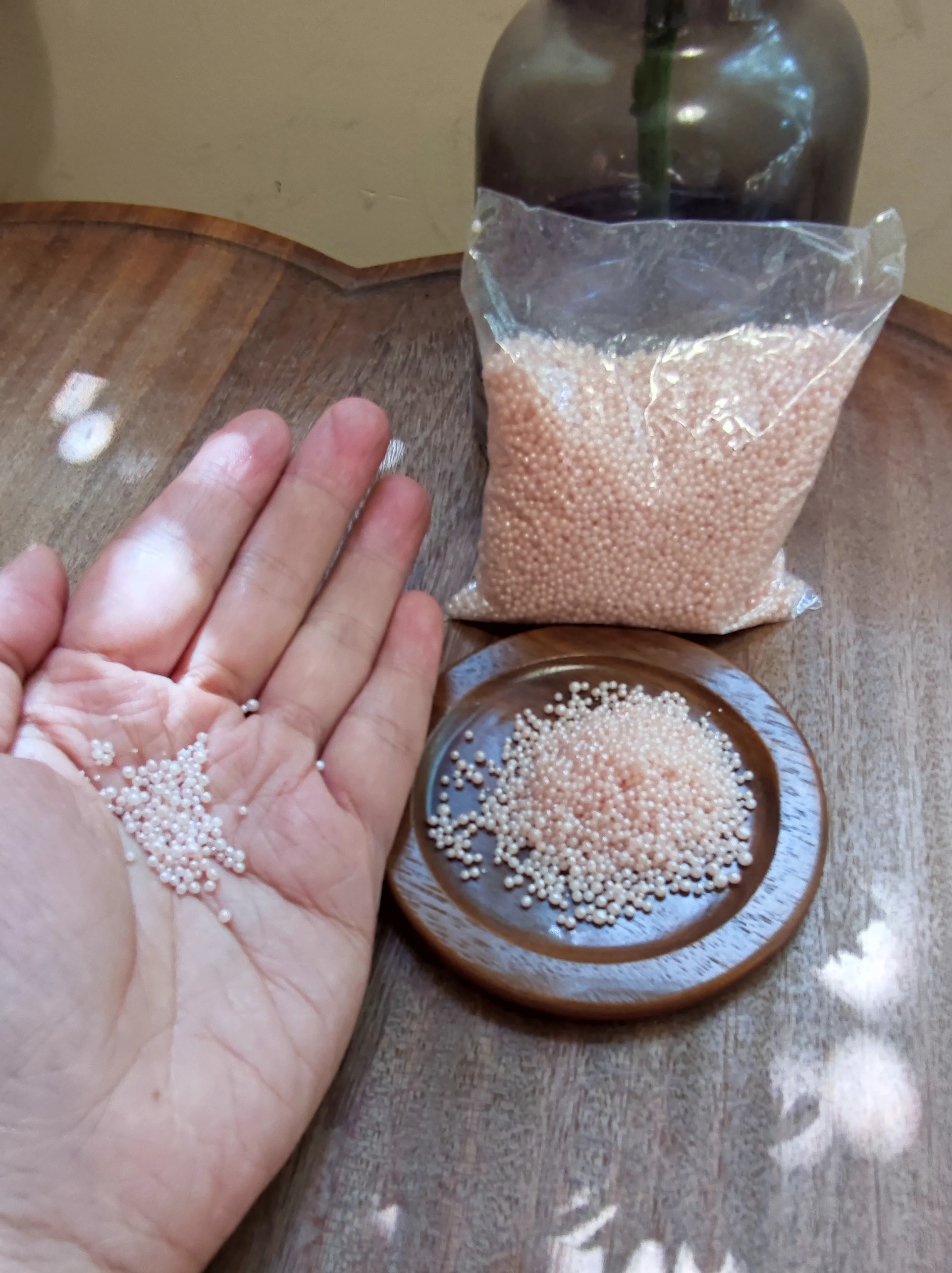 Hot Selling Natural Dead Sea Bath Salt Jar Rose-Scented Pedicure Salt Soak for Body & Foot  Sea Salt bath pearl Bath caviar bean
