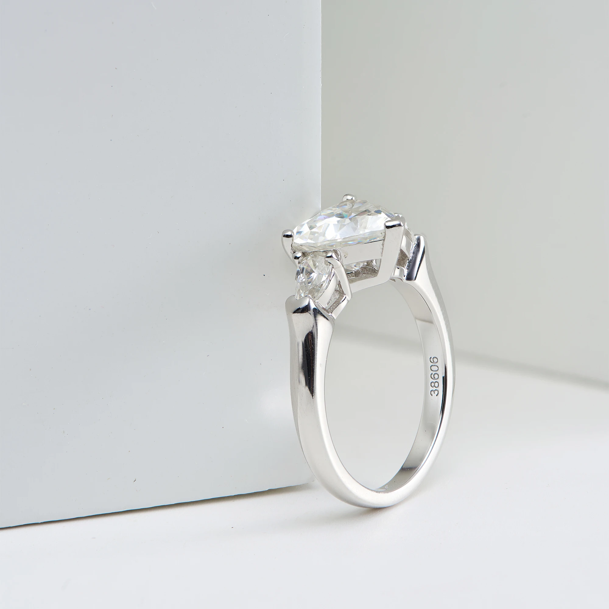 Free shipping engagement wedding white gold Eternity diamond ring heart shape pure silver love rings