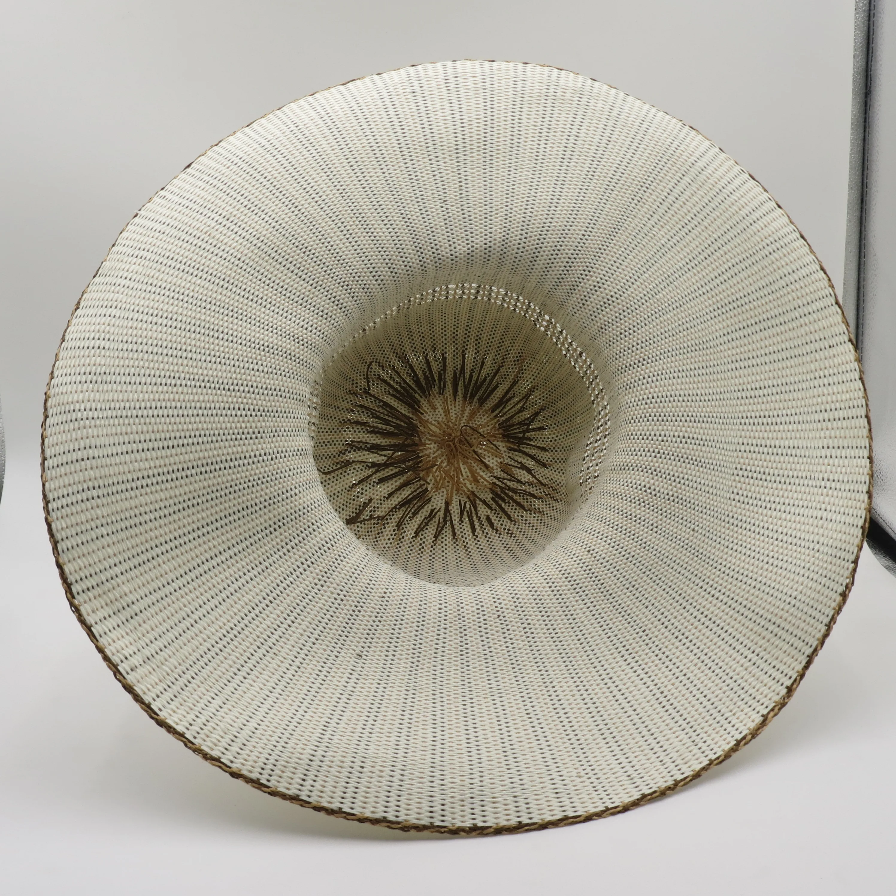 Wholesale Factory Price Vintage Woven Paper Material Straw Hat Machine Made Body Hat