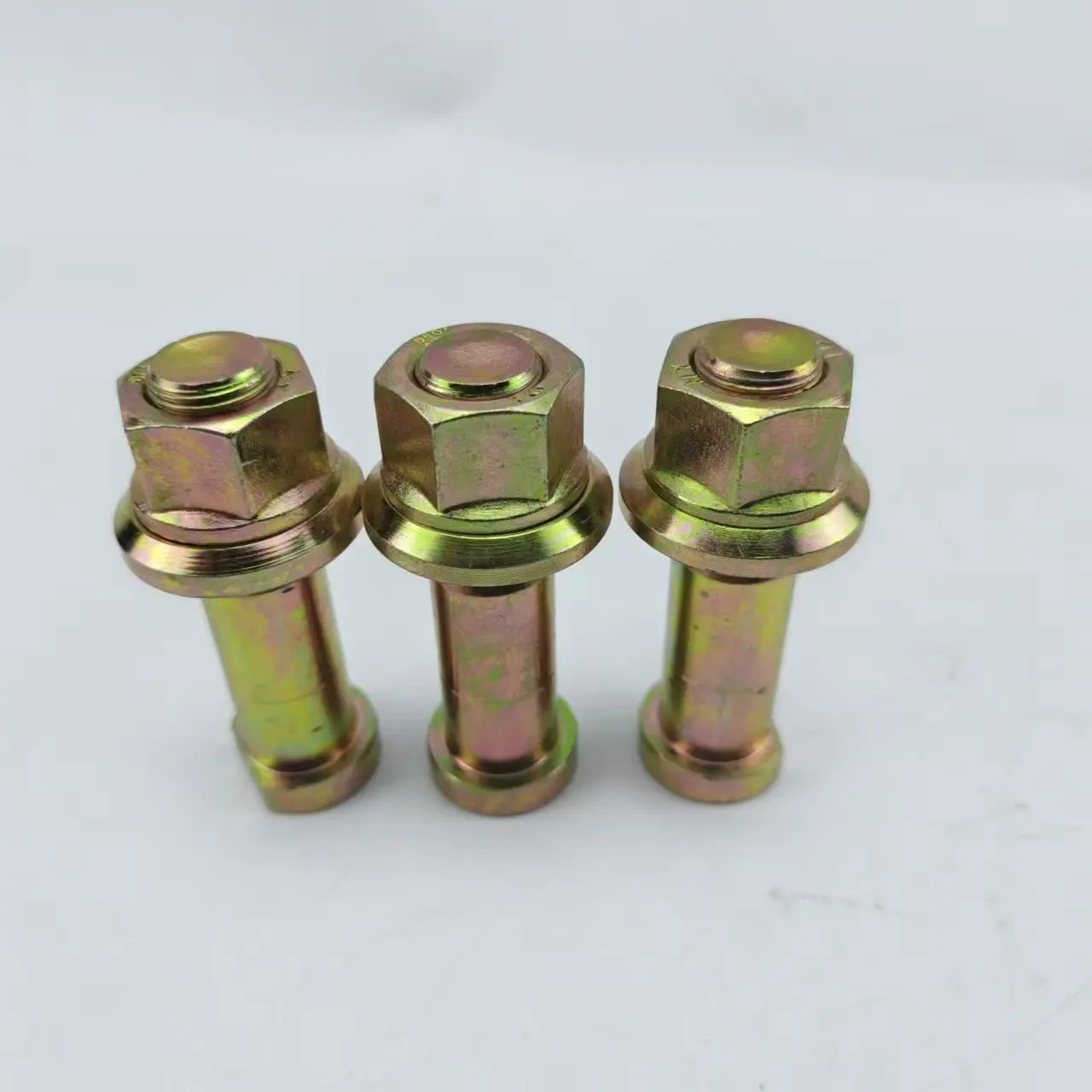 Shantui bulldozer 05-01-01-024C wheel rim bolt  construction machinery part