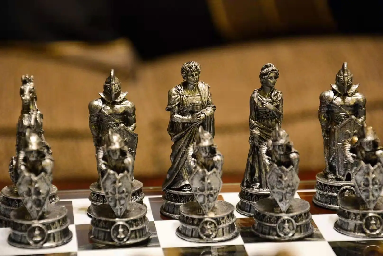 Шахматный набор со стеклом