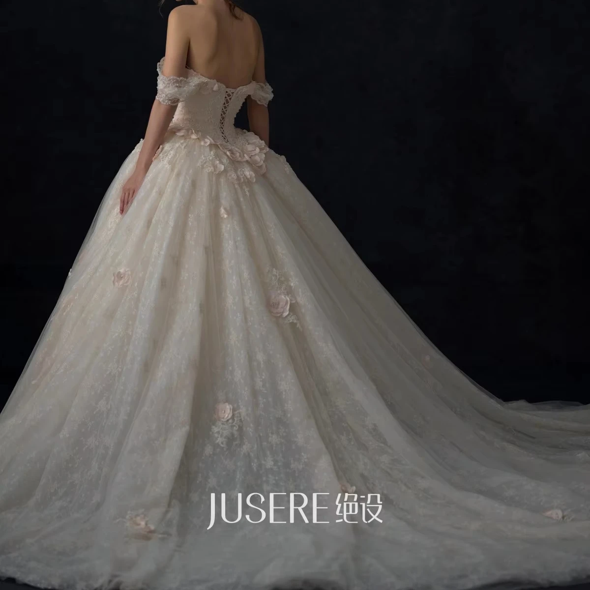 2024 Off  Shoulder Wedding Dresses Ruffle Tulle Flower  Ball Gown Custom-Made Plus Size Bridal Dress Pink Ivory Elegant Pearls