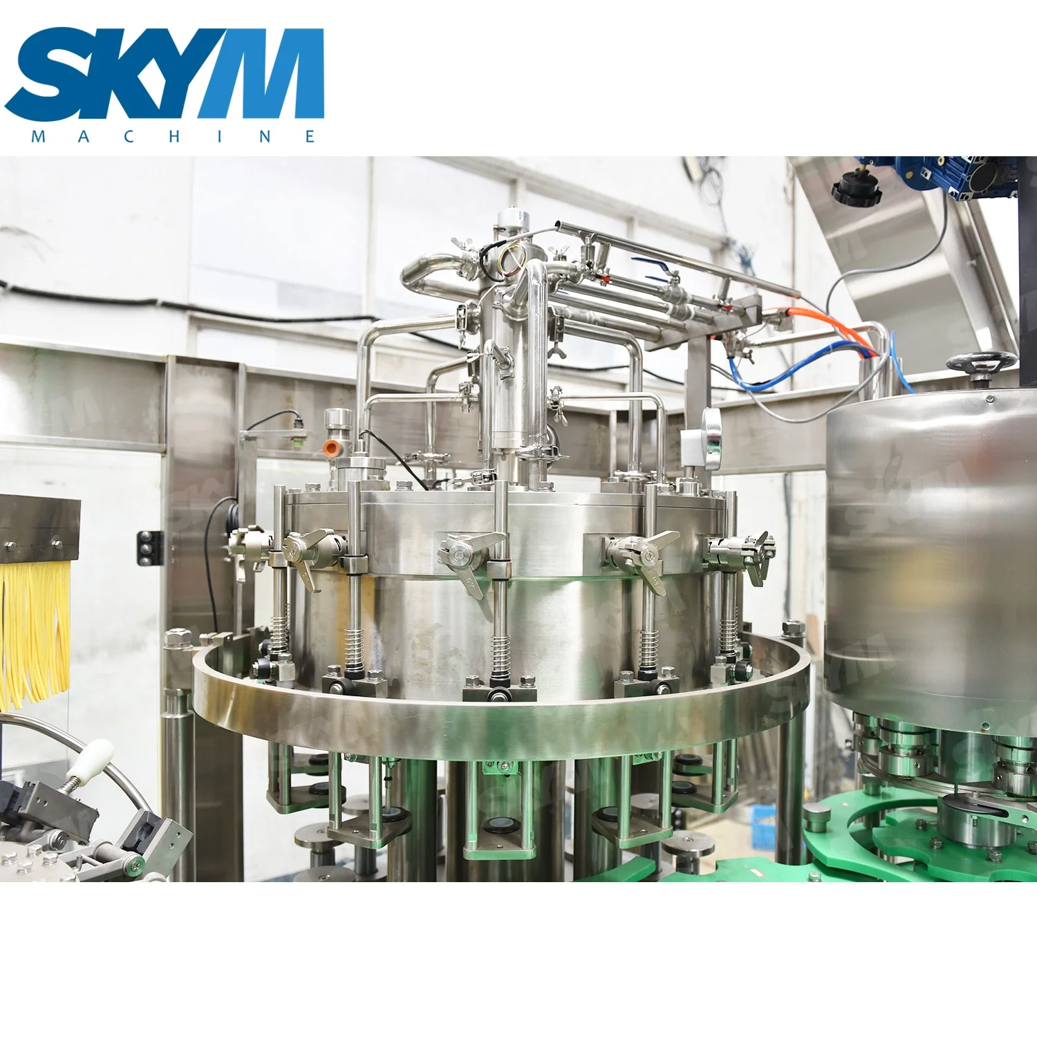 Complete glass bottle beer carbonated drink liquid filling machine