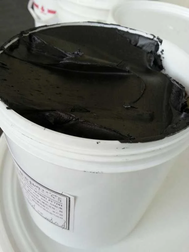 Thread locking compound