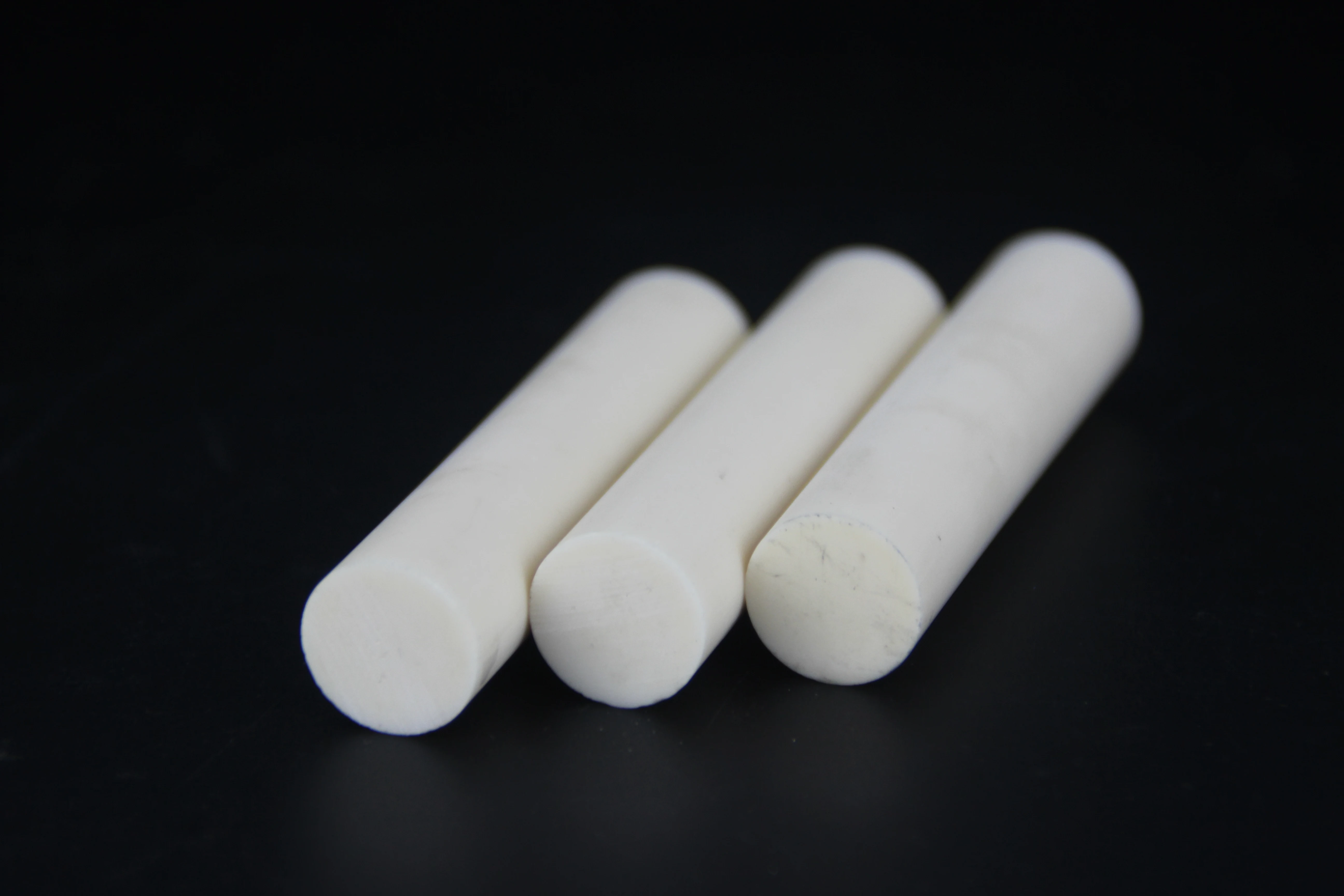 95% alumina rod hardness Aluminum  HUTO Al2o3 rod ceramic rod for electric kiln