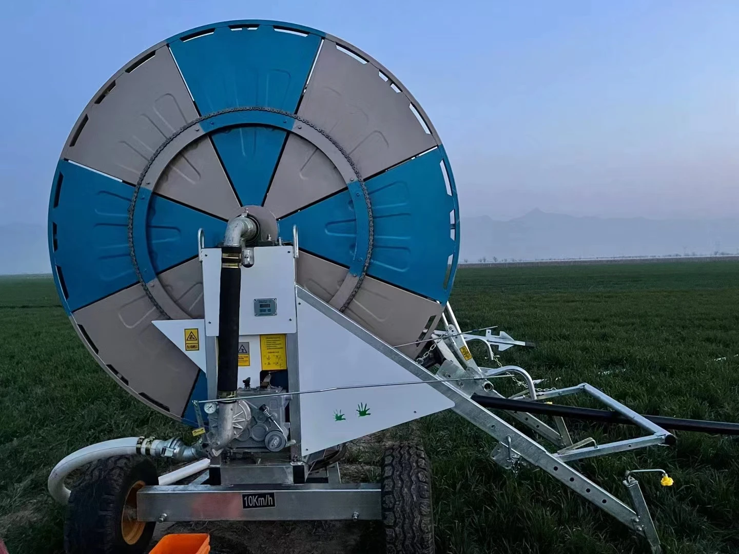 Durable Agricultural Travelling Irrigator Hard Hose Reel Irrigation Sprinkler Machine farm hose irrigation