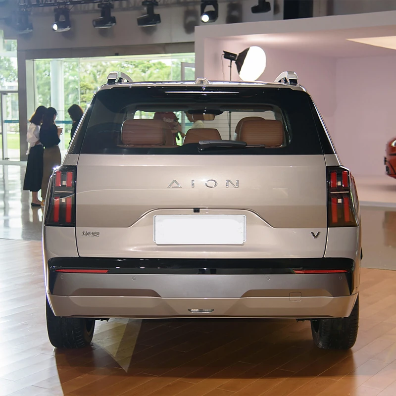 China Brand GAC AION V New Launched 520KM 650KM Electric Car For Sale