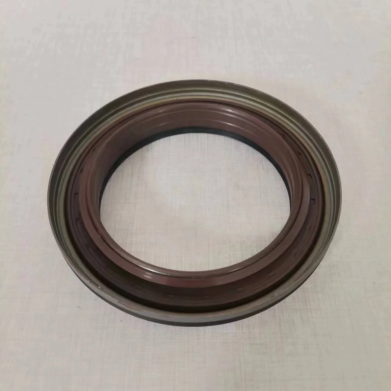 Suitable for tractor harvester agricultural machinery wheel gearbox oil seal 12018616B size 50*65*18mm NBR oil seals
