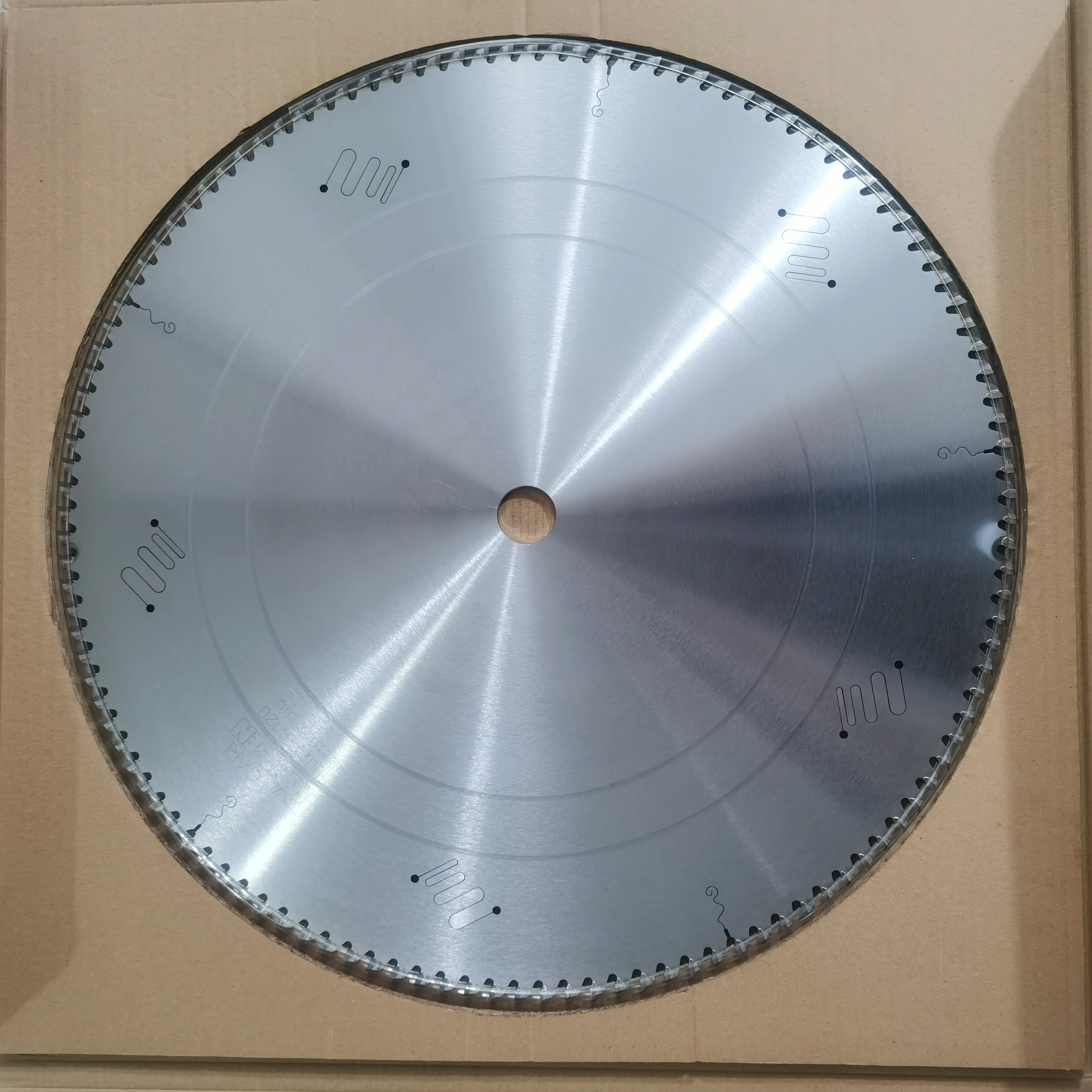 CARL saw blade for aluminum alloy doors and windows