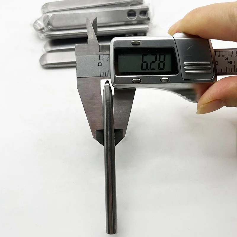 Sulzer Projectile body for textile machinery