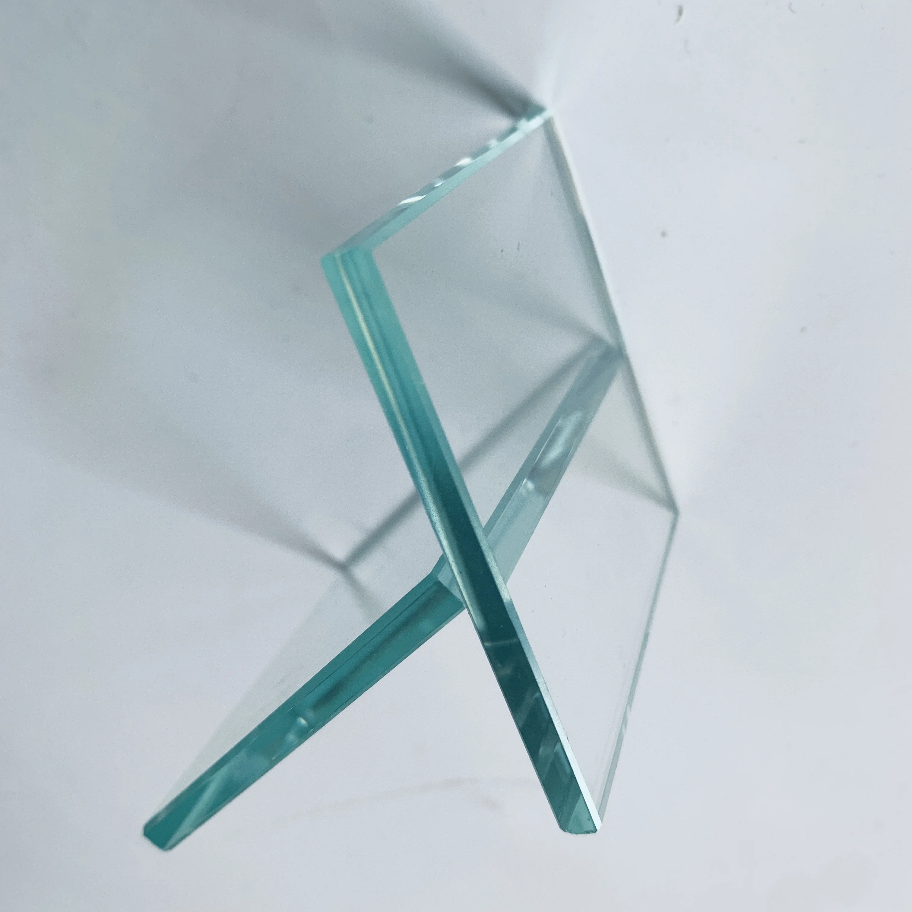 high quality 1mm 5.3mm 0.4mm aquarium  ultra clear tea  float glass 1220*2440mm shanghai clear guangzhou top glass india 0.3mm
