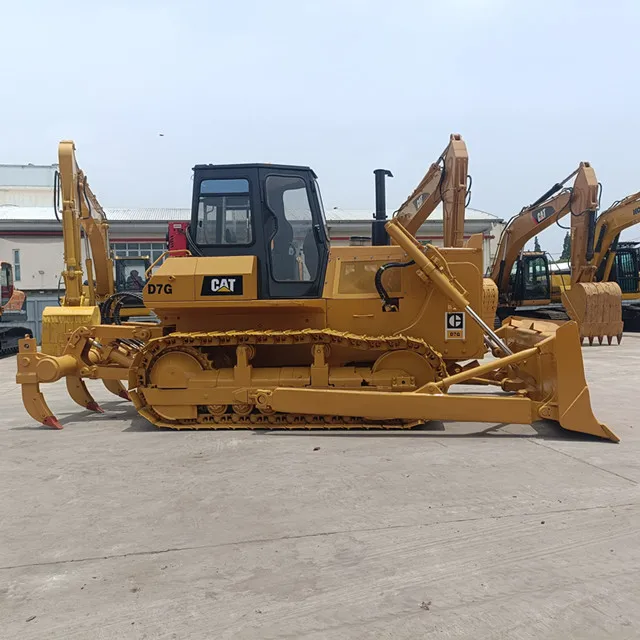 Perfect quality Second hand CAT D7G Track-Type Tractors / Bulldozers With Winch for sale IN SHANGHAI for sale