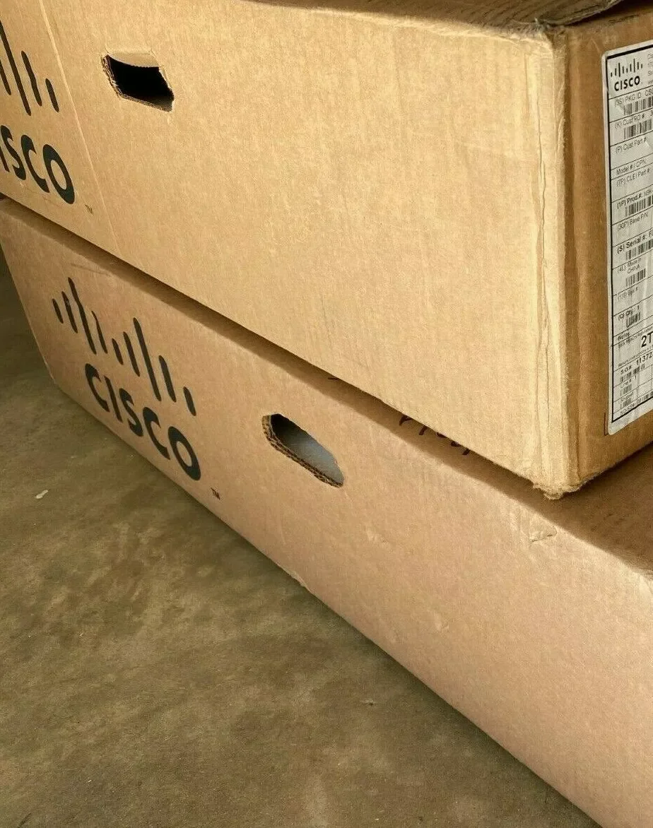 C9300-48T-E Cisco 9300 48-port Modular Uplink Data Stackable Enterprise Network Switch