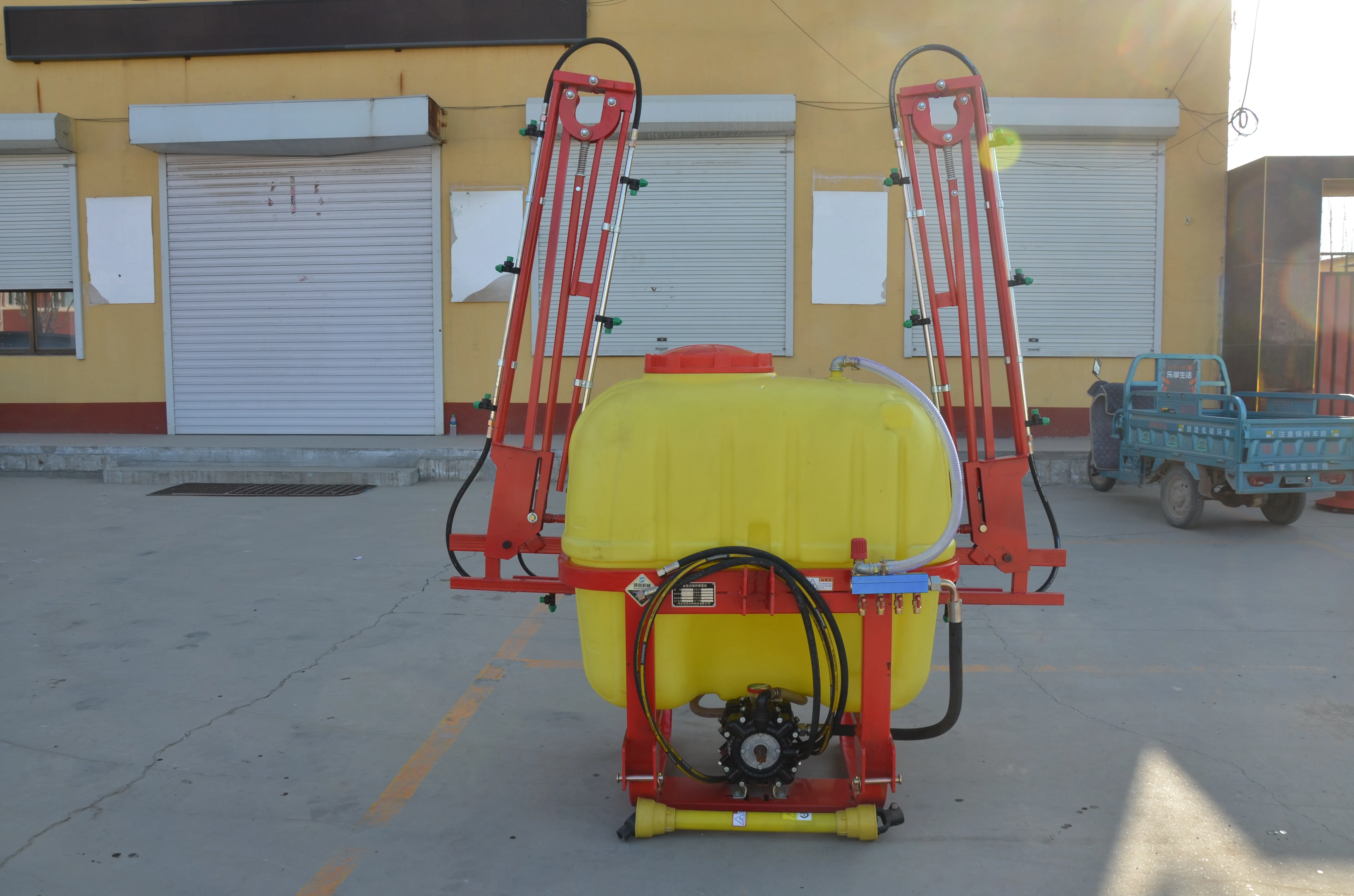 1000L 12M agricultural tractor sprayer