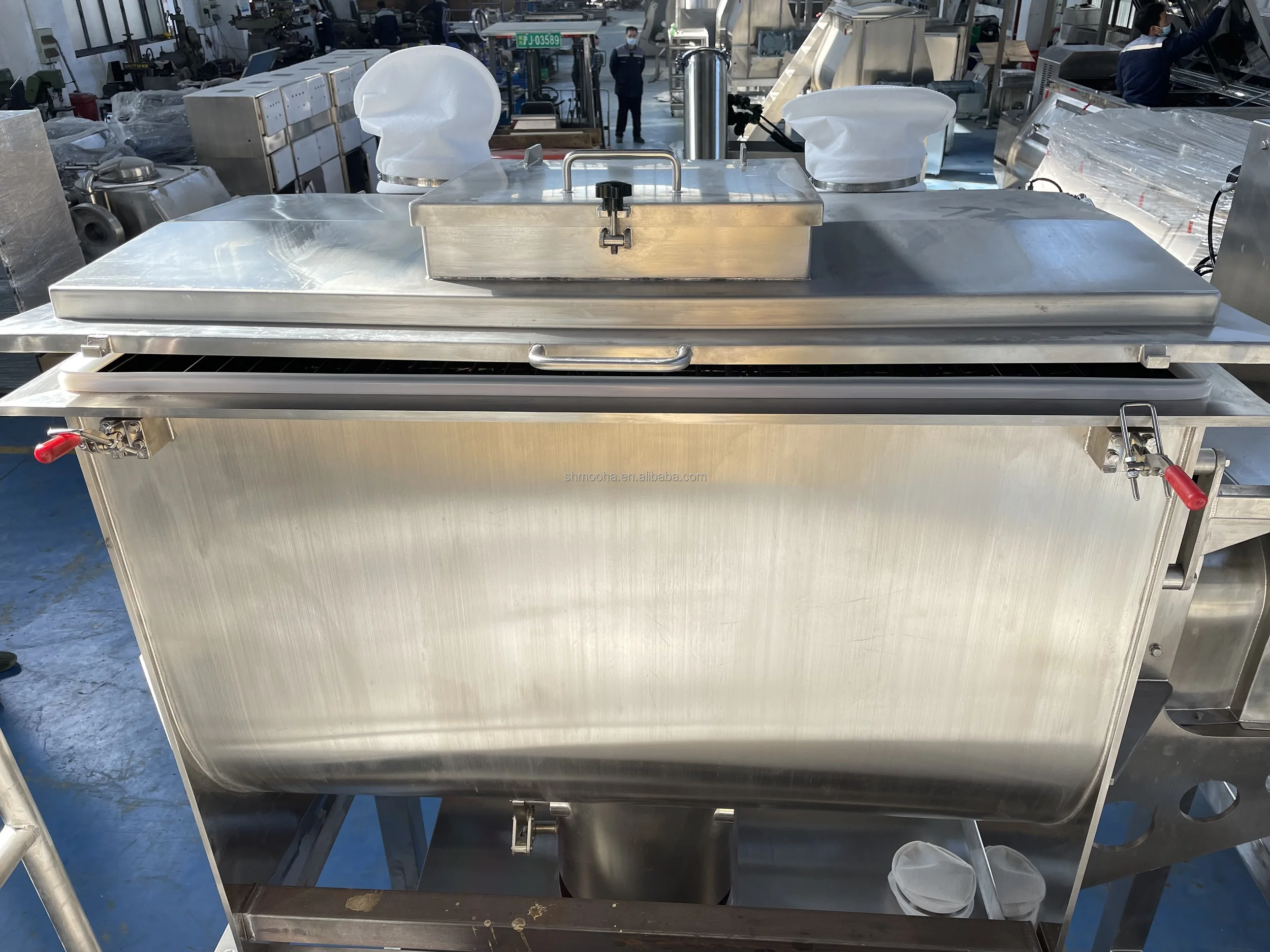 Ribbon Dry Chemical Pharmaceutical Powder Mixer High Capacity Seasoning Powders Ribbon Blender For Powder Feeding & Filling Line