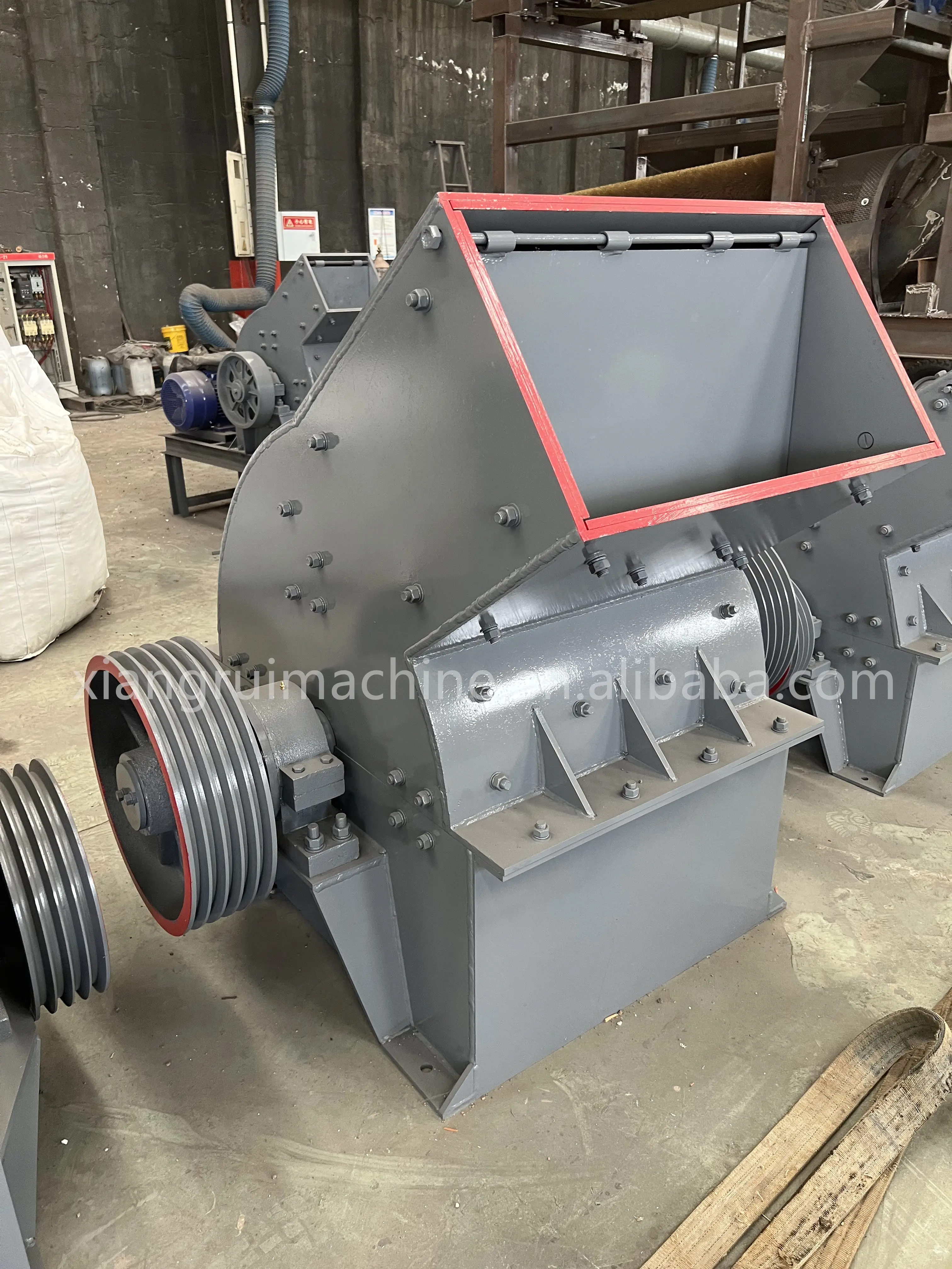 Factory custom stationary/mobile hammer crusher Small hammer crusher