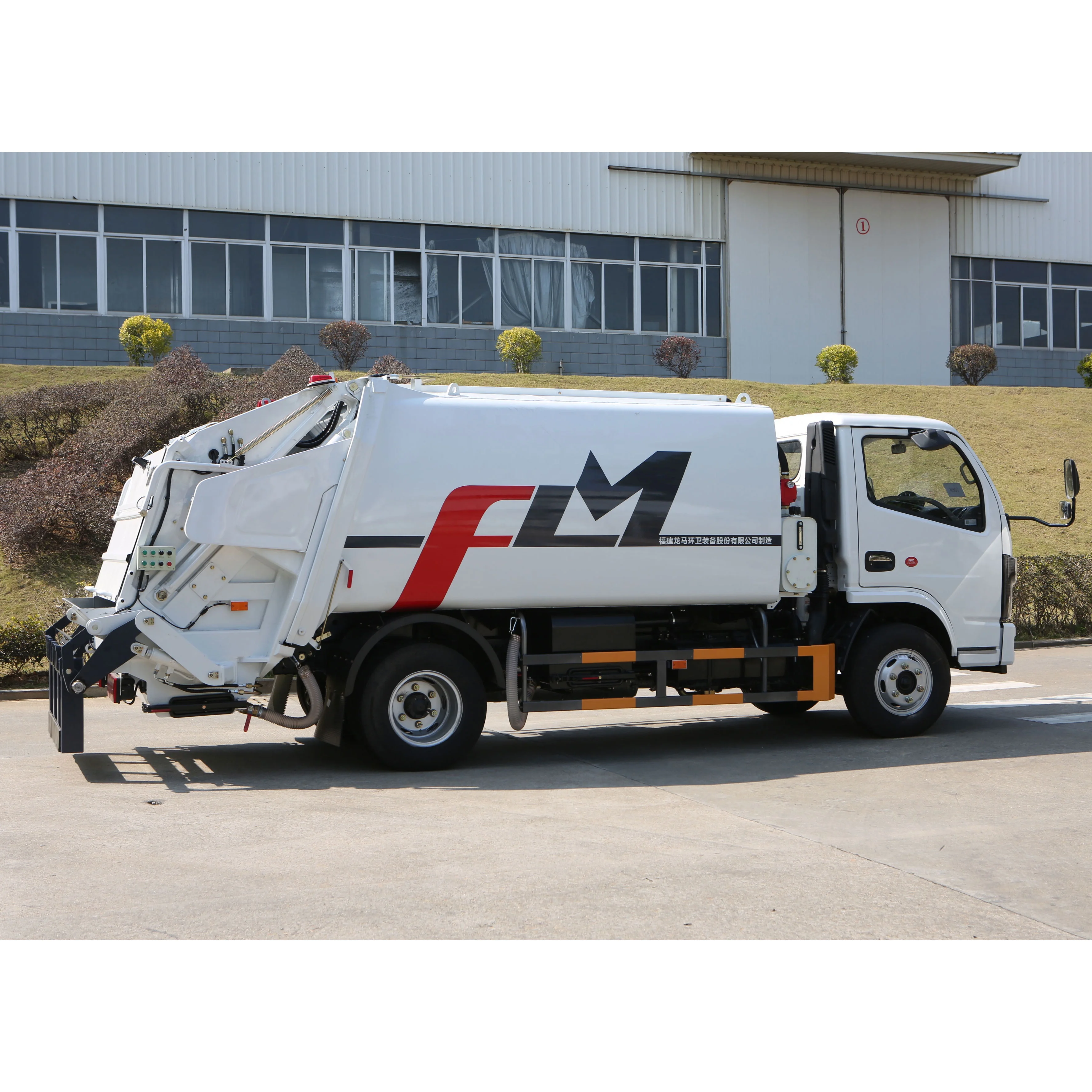 FULONGMA 4*2 powerful refuse garbage truck