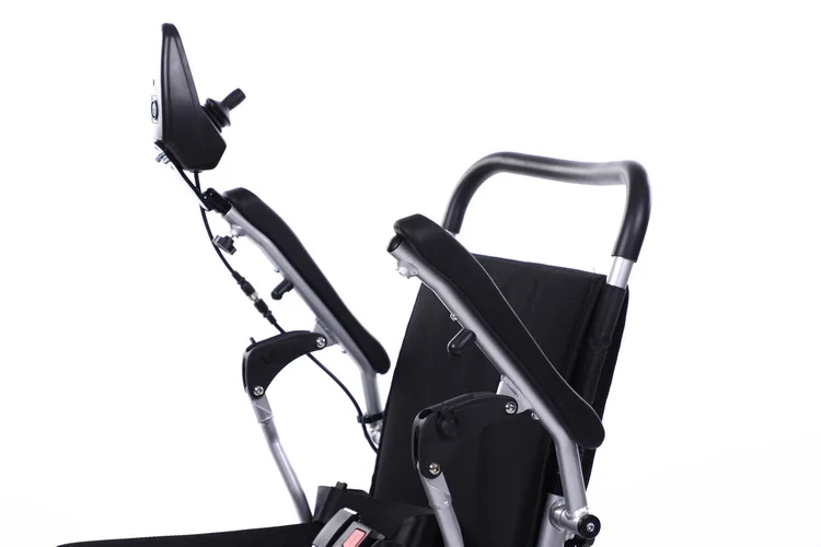 Graceful Hot Selling Powered Weelchair Controller Brushless Motor Electric Wheel Chair Wheelchair Folding Standard Size Tiny 6L