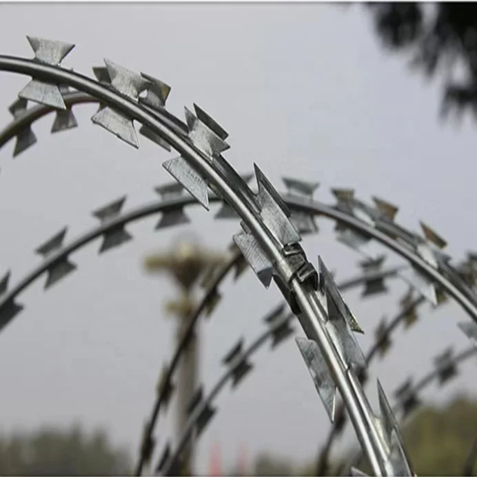 Колючая проволока, цена за рулон/оцинкованная колючая проволока для фермы, забора, колючая проволока, затяжка забора