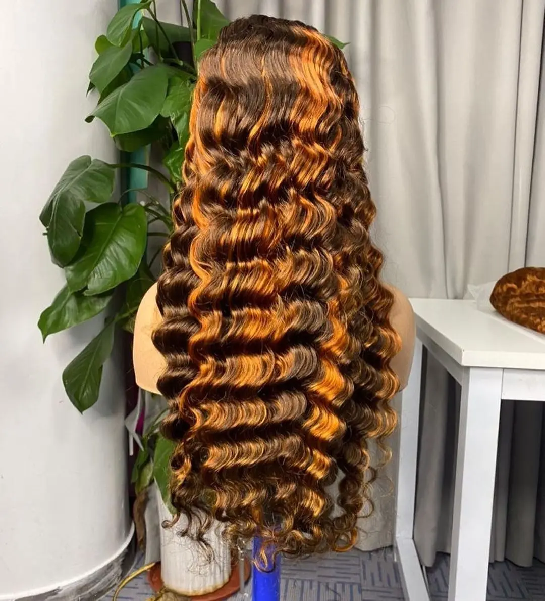 factory directly selling  human hair body wave custom color 12A   150 180 Density  frontal closure lace front wig hdlace wigs