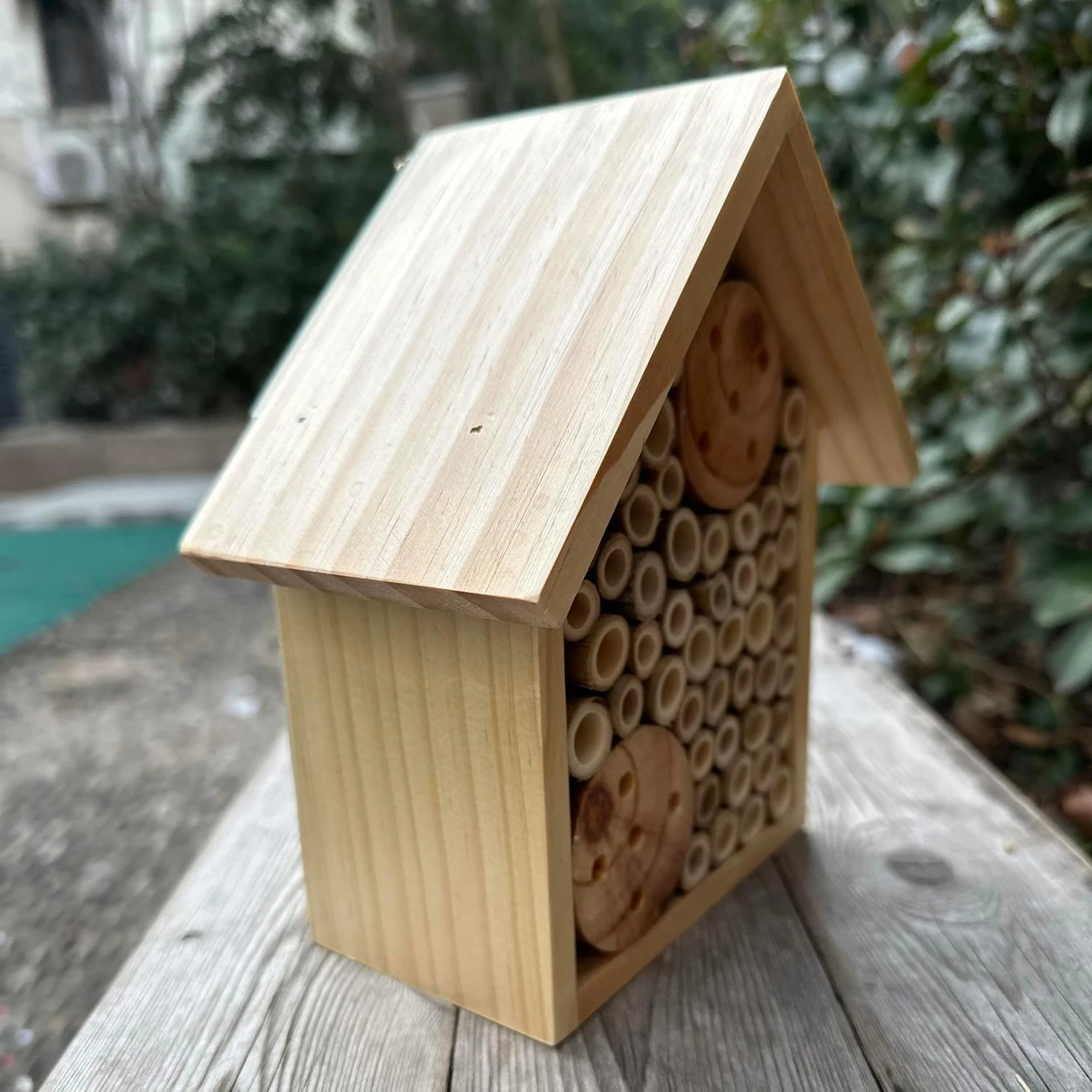 Garden and Yard Hand-Made Bamboo Bee Hive Mason Bee Houses Outdoor Wooden Bee Hotel