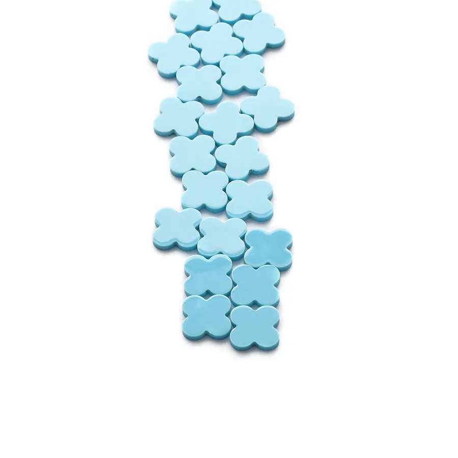 Natural blue agate stone Factory processing, cutting Smooth flat Four leaf clover shape blue onyx for jewelry synthesis