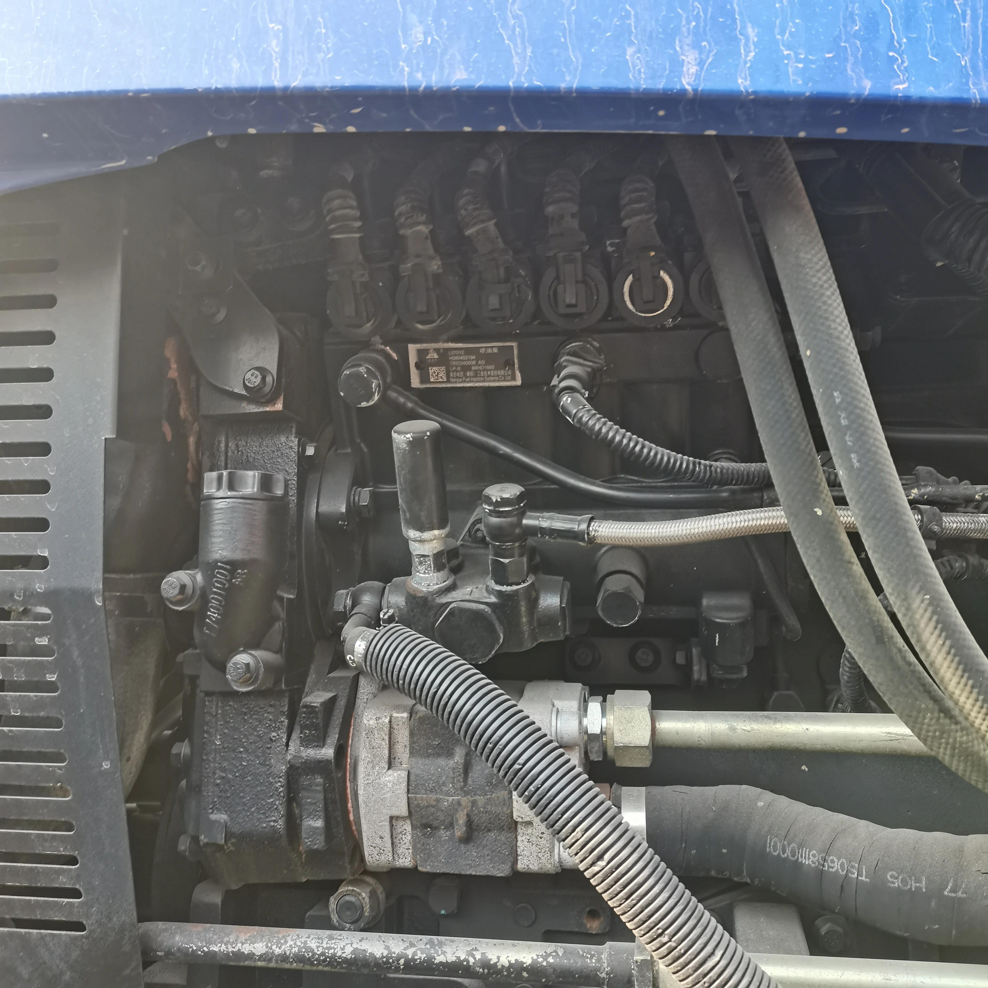 high quality fefurbished agricultural machinery  LOVO 1604 used tractor 4x4wd  160hp wheel farm used tractors