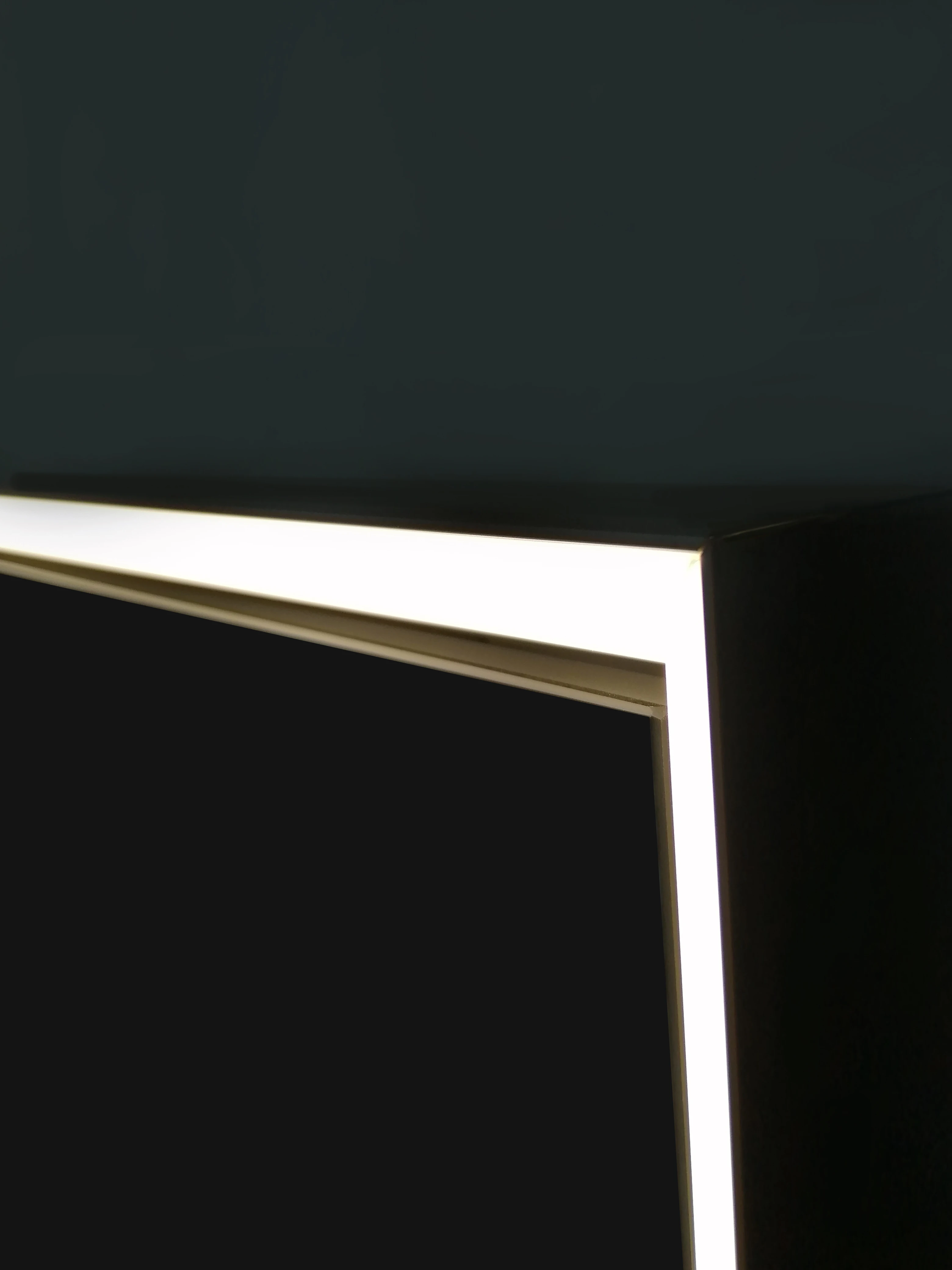 High-end Aluminum Body LED Illuminated Bathroom Mirror Medicine Cabinet with USB port