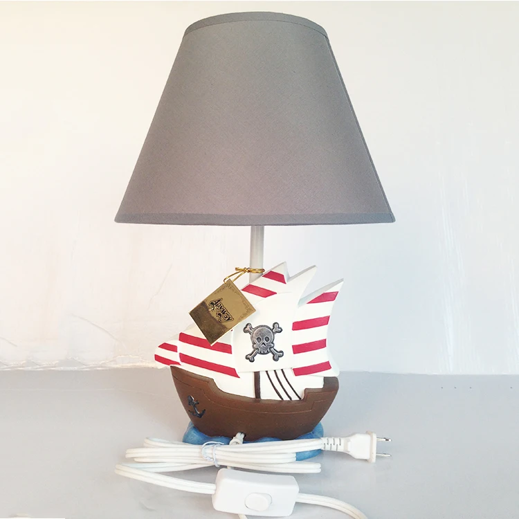 Hot Sale Model Pirate Ship Table Lamp Corsair Shape Study Desk Lamp